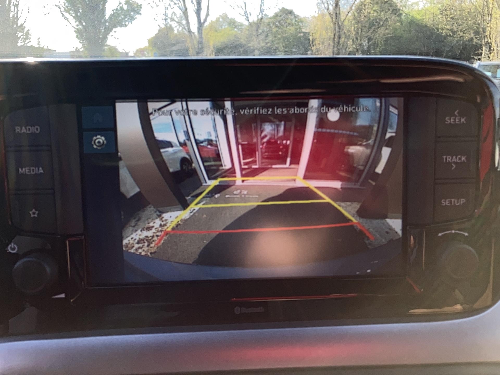 HYUNDAI i10 1.0 67 BVR Creative - Véhicule Occasion - Océane Auto HYUNDAI i10 1.0 67 BVR Creative - Véhicule Occasion Océane Auto