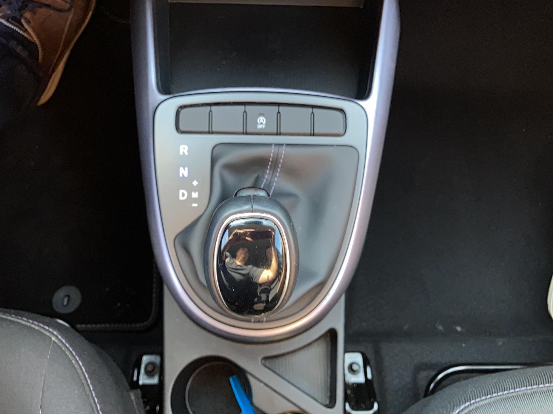 HYUNDAI i10 1.0 67 BVR Creative - Véhicule Occasion - Océane Auto HYUNDAI i10 1.0 67 BVR Creative - Véhicule Occasion Océane Auto