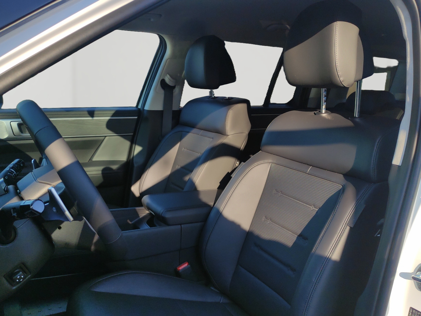 HYUNDAI Santa Fe 1.6 T-GDi Plug-in 253 HTRAC BVA6 Executive - Véhicule Occasion - Océane Auto HYUNDAI Santa Fe 1.6 T-GDi Plug-in 253 HTRAC BVA6 Executive - Véhicule Occasion Océane Auto