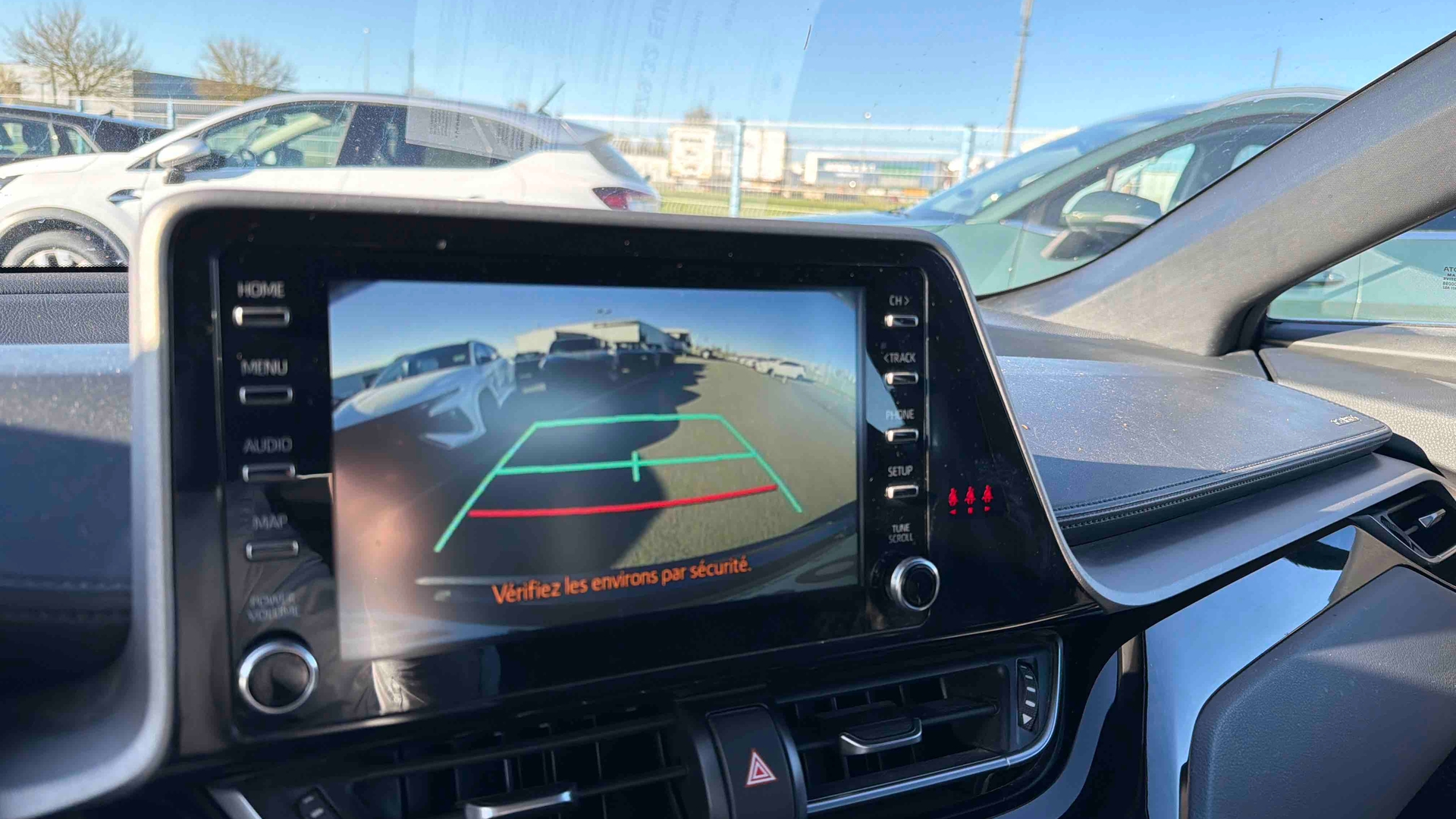 TOYOTA C-HR Hybride 1.8L Dynamic - Véhicule Occasion Océane Auto