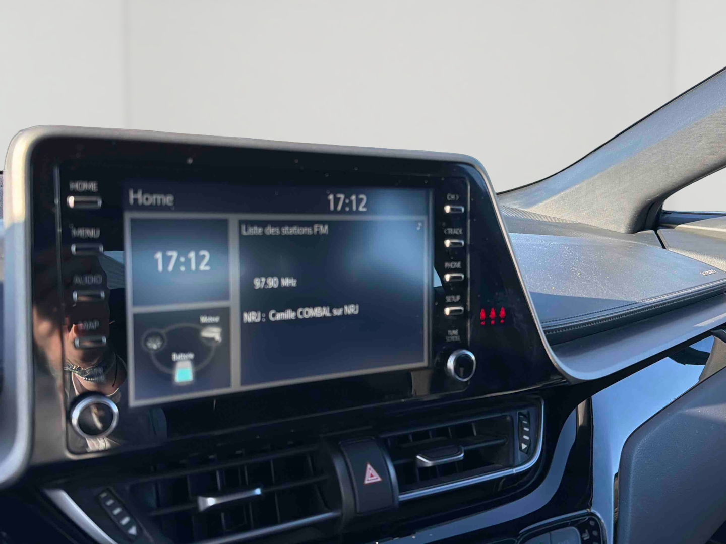 TOYOTA C-HR Hybride 1.8L Dynamic - Véhicule Occasion Océane Auto