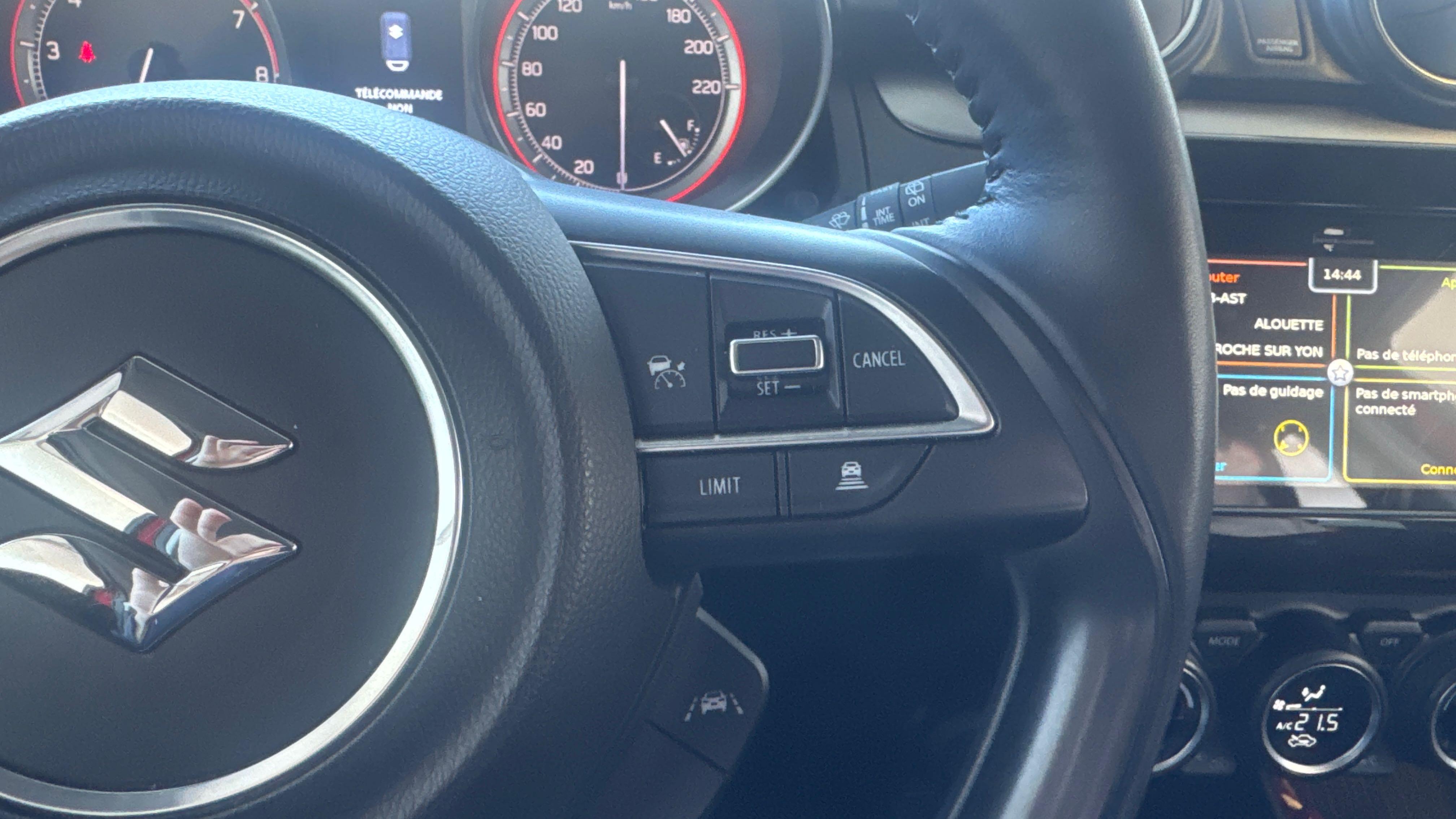 SUZUKI Swift 1.2 Dualjet Hybrid Pack - Véhicule Occasion Océane Auto