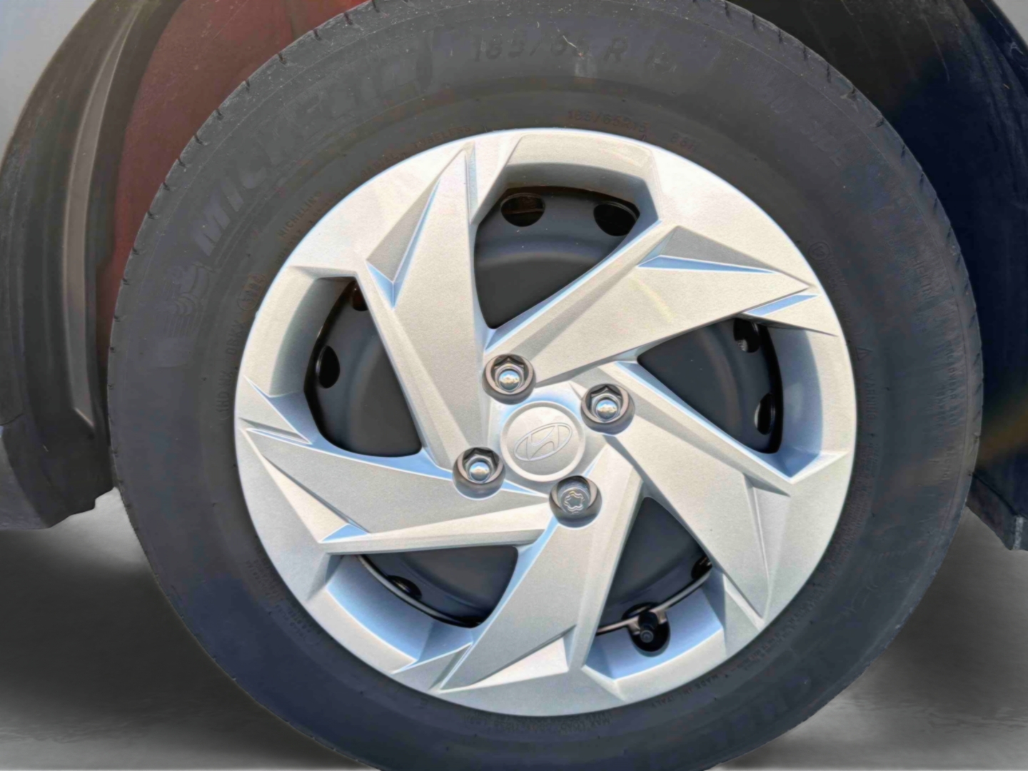 HYUNDAI Bayon 1.0 T-GDi 100 Initia - Véhicule Occasion Océane Auto