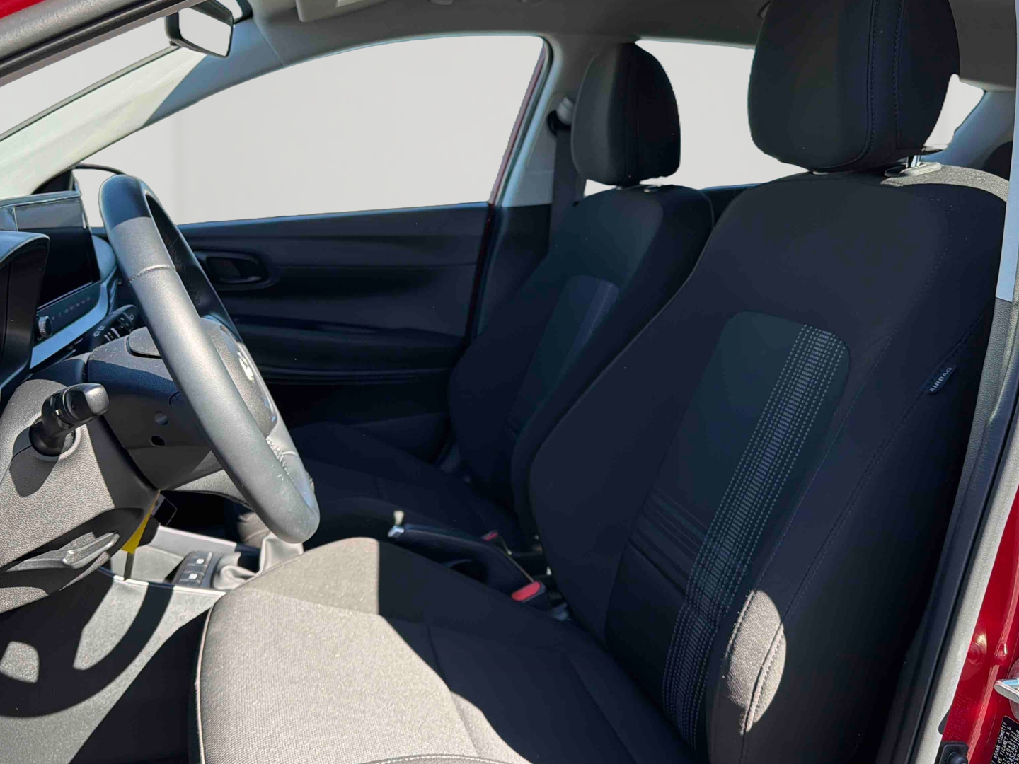 HYUNDAI Bayon 1.0 T-GDi 100 Initia - Véhicule Occasion Océane Auto