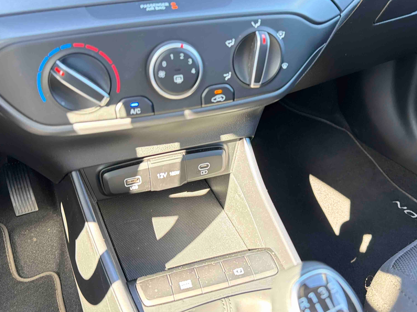 HYUNDAI Bayon 1.0 T-GDi 100 Initia - Véhicule Occasion Océane Auto