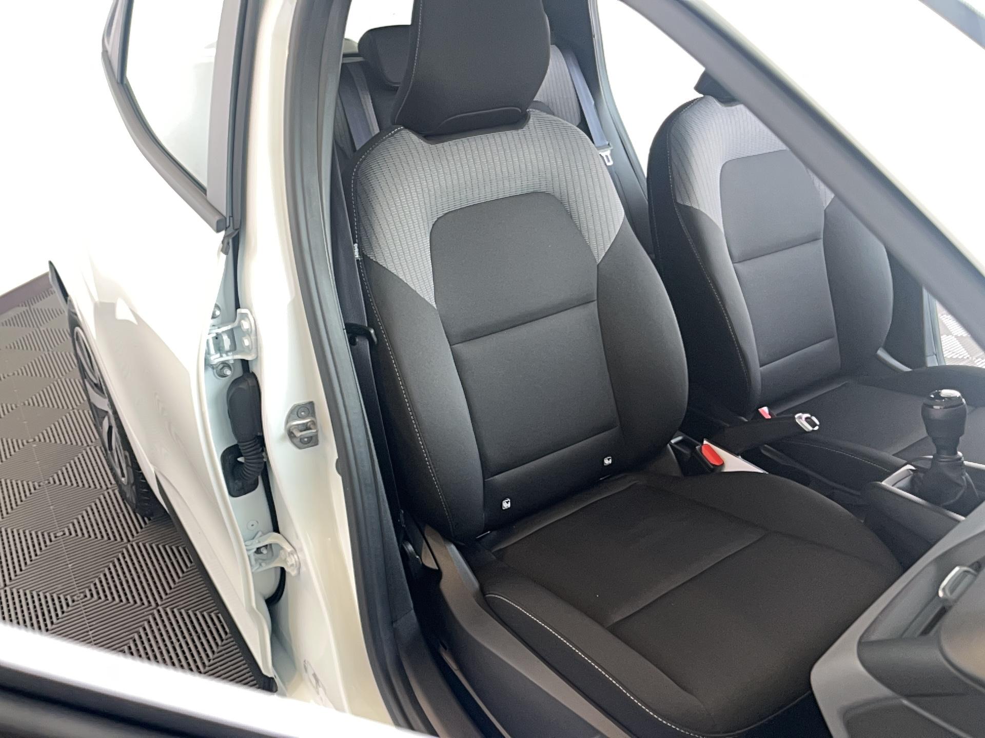 MITSUBISHI Colt 1.0 MPI 67 Invite - Véhicule Occasion - Océane Auto MITSUBISHI Colt 1.0 MPI 67 Invite - Véhicule Occasion Océane Auto