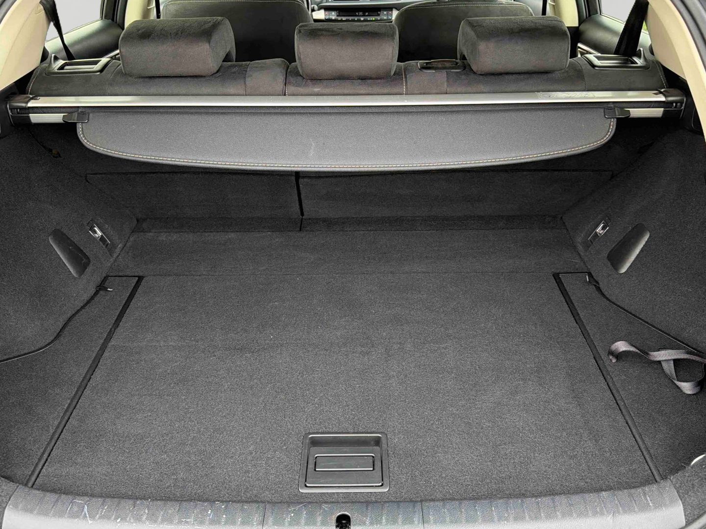 LEXUS CT 200h Pack Business - Véhicule Occasion Océane Auto