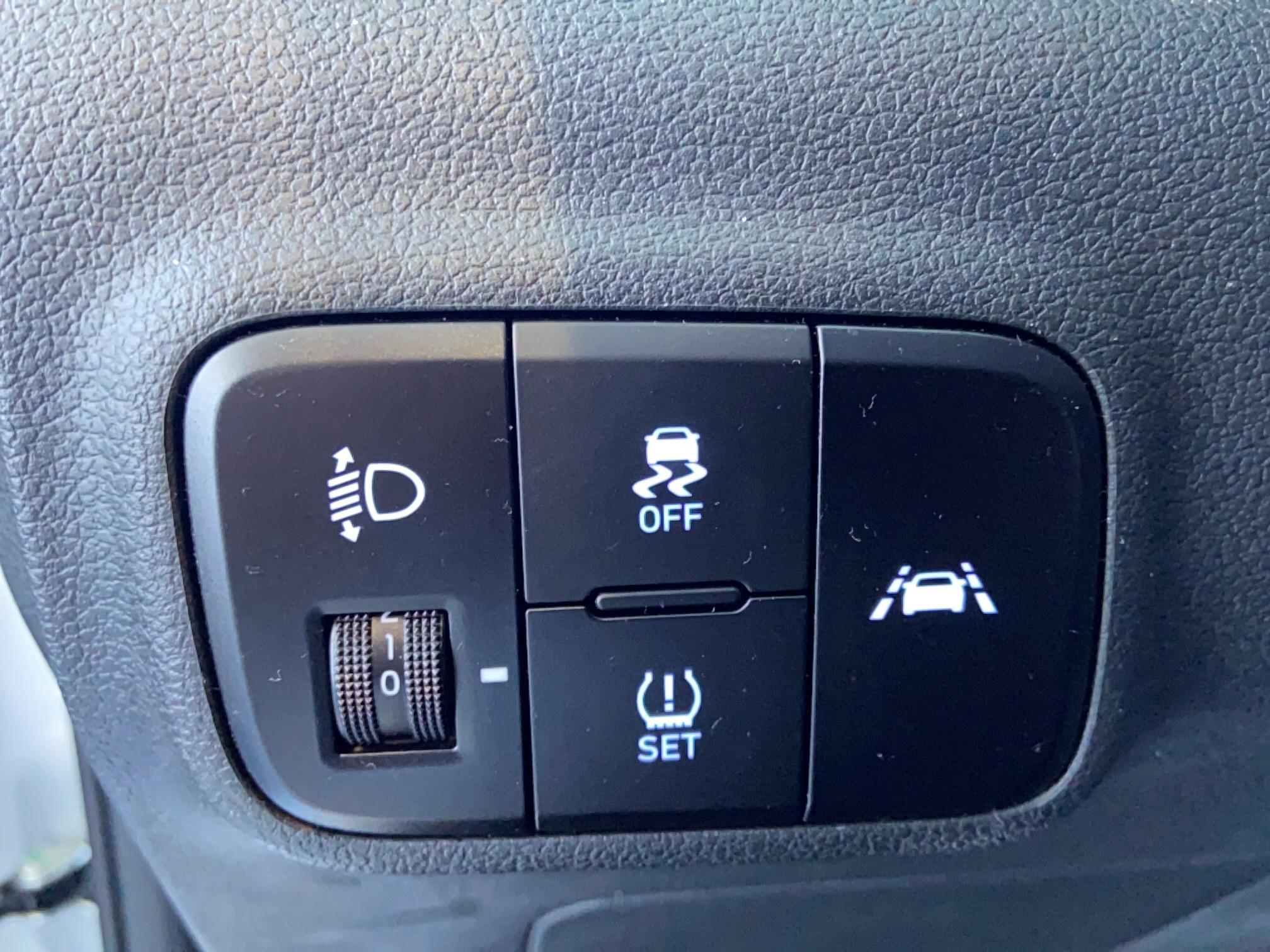 HYUNDAI i10 1.0 67 ECO Intuitive - Véhicule Occasion Océane Auto