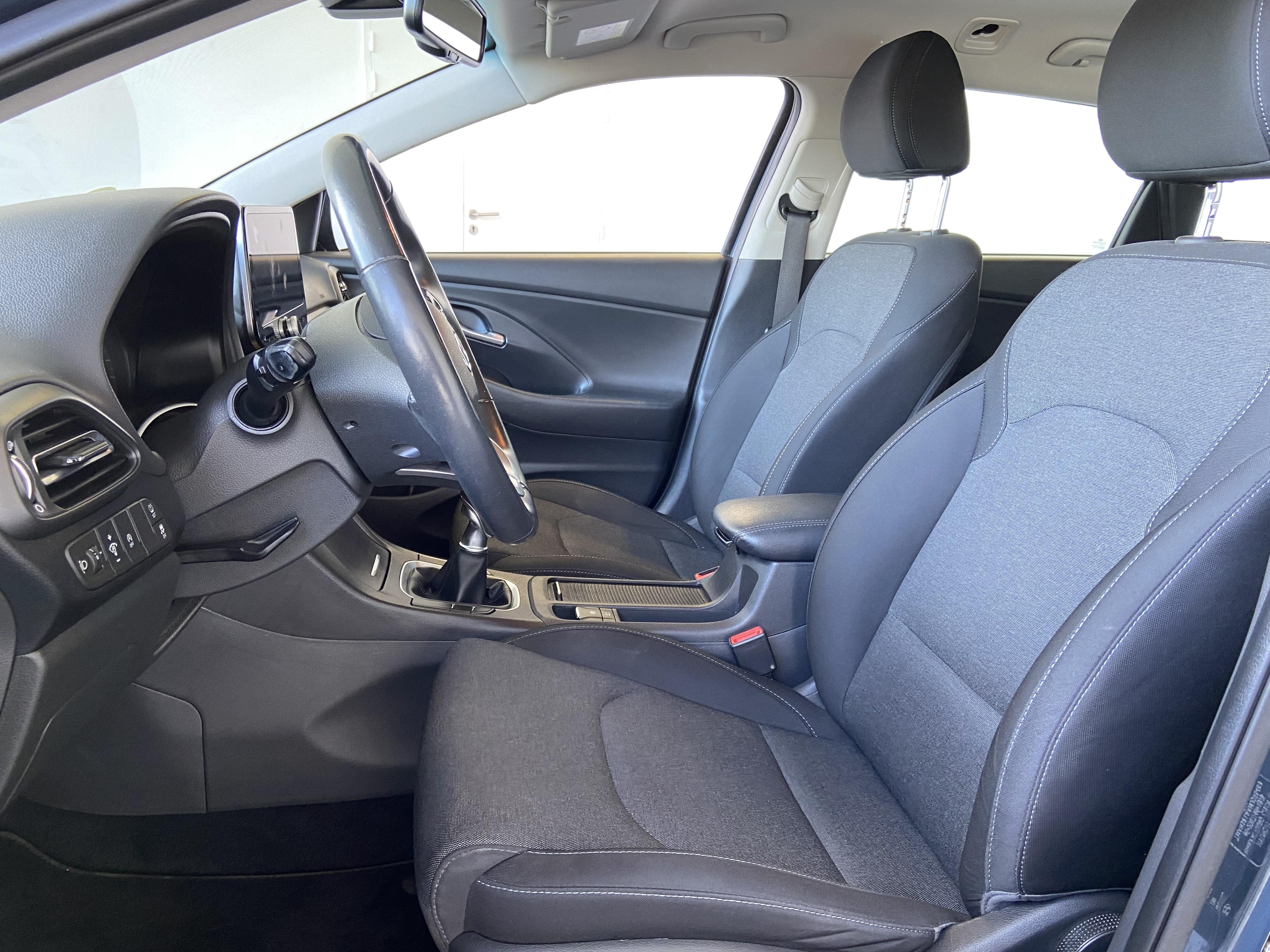 HYUNDAI i30 SW 1.6 CRDi 115 BVM6 Creative - Véhicule Occasion Océane Auto