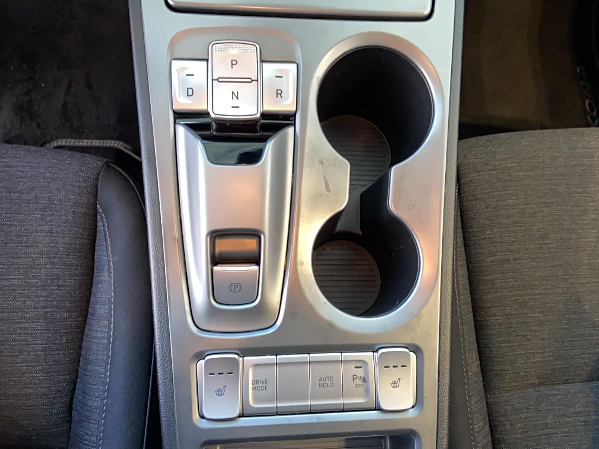 HYUNDAI Kona Electrique 39 kWh - 136 ch Business - Véhicule Occasion - Océane Auto HYUNDAI Kona Electrique 39 kWh - 136 ch Business - Véhicule Occasion Océane Auto