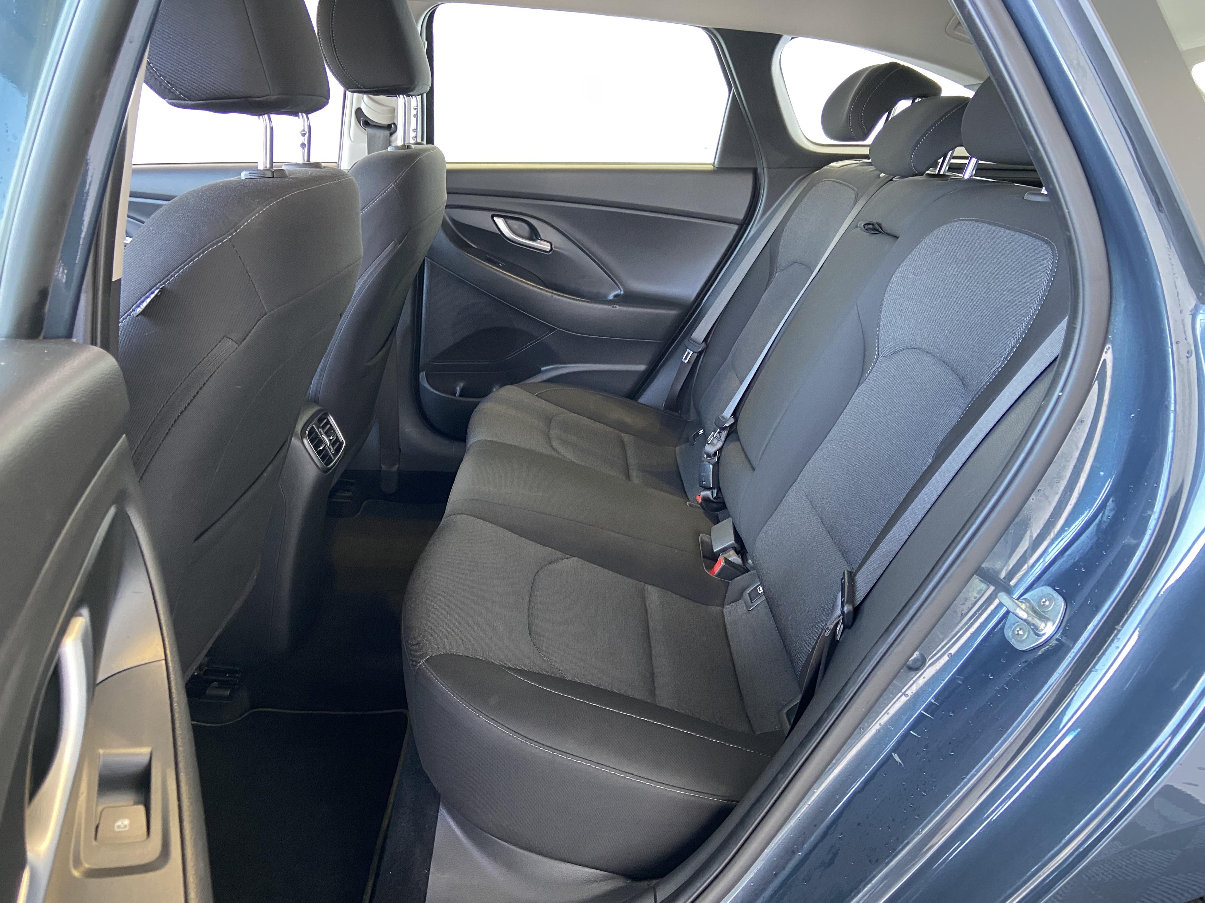 HYUNDAI i30 SW 1.6 CRDi 115 BVM6 Creative - Véhicule Occasion Océane Auto