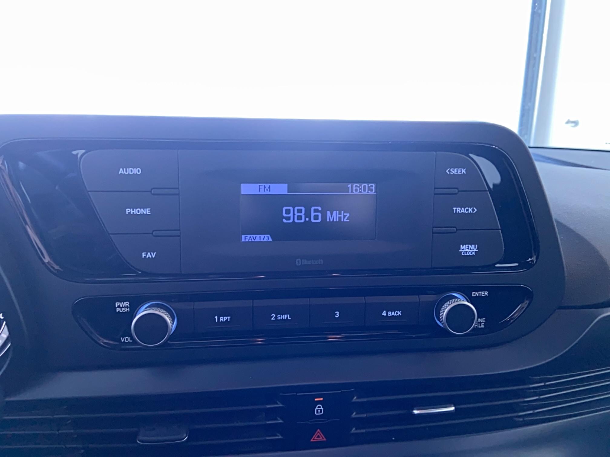 HYUNDAI Bayon 1.2 84 Initia - Véhicule Occasion - Océane Auto HYUNDAI Bayon 1.2 84 Initia - Véhicule Occasion Océane Auto