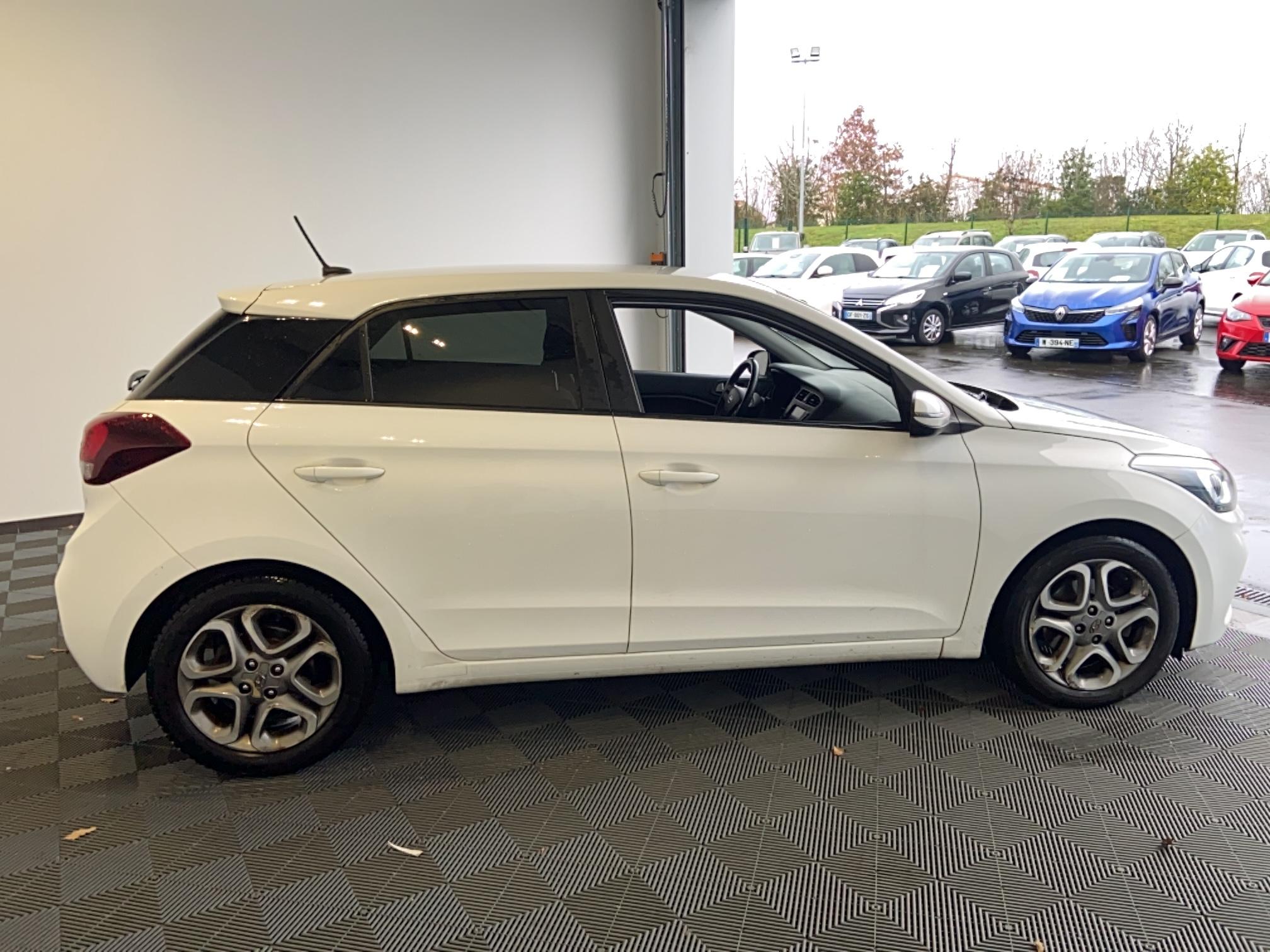 HYUNDAI i20 1.0 T-GDi 100 Intuitive - Véhicule Occasion Océane Auto