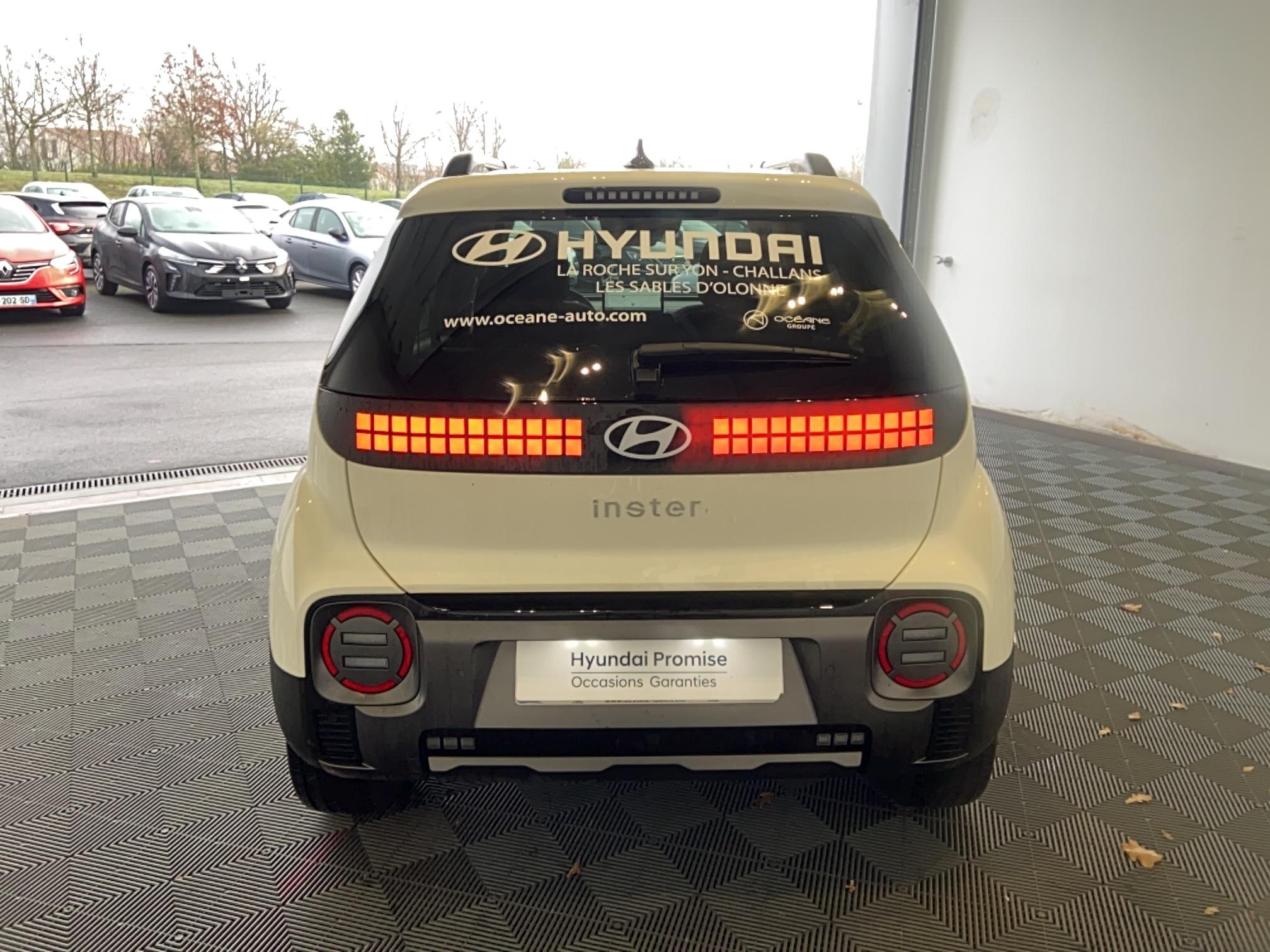 HYUNDAI Inster 49 kWh Cross Executive - Véhicule Occasion Océane Auto
