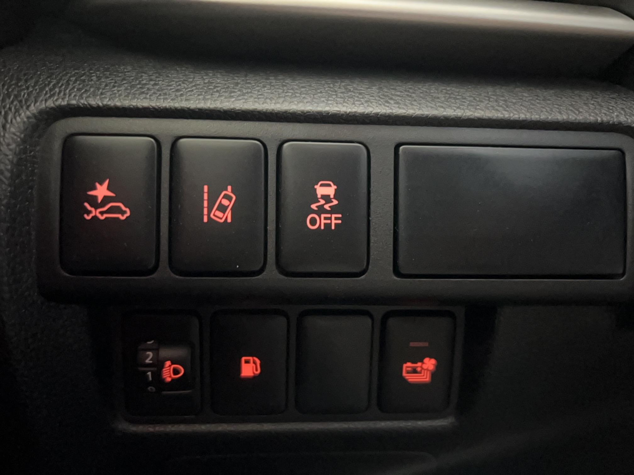 MITSUBISHI Eclipse Cross 2.4 MIVEC PHEV Twin Motor 4WD Invite - Véhicule Occasion Océane Auto