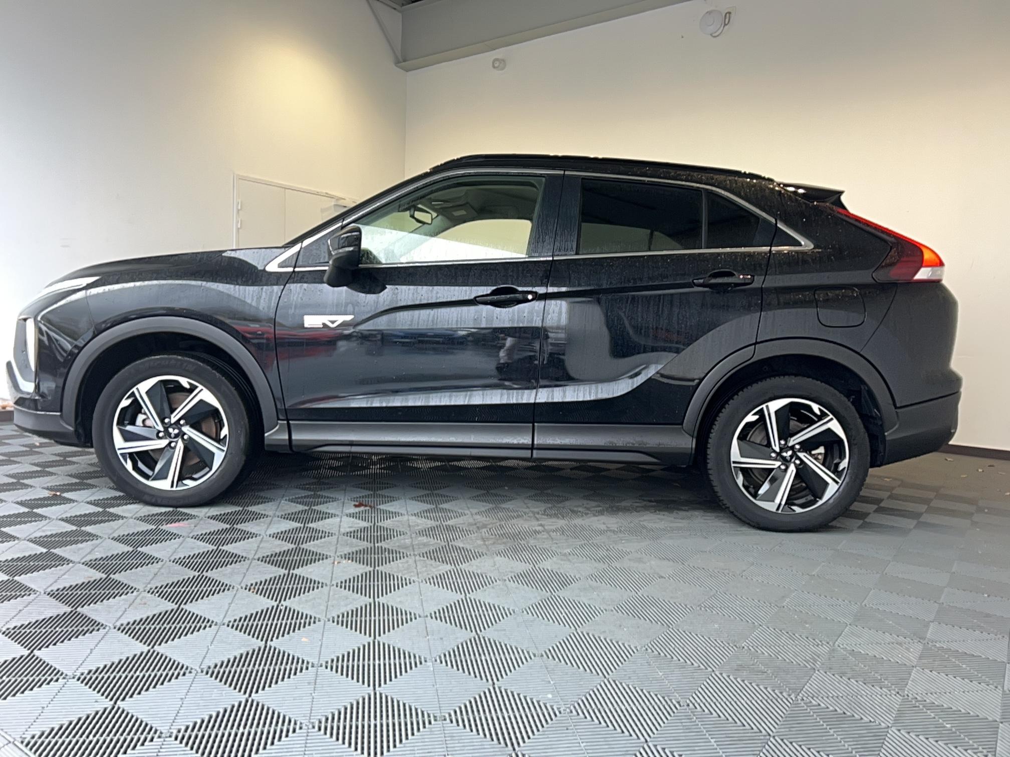 MITSUBISHI Eclipse Cross 2.4 MIVEC PHEV Twin Motor 4WD Invite - Véhicule Occasion Océane Auto