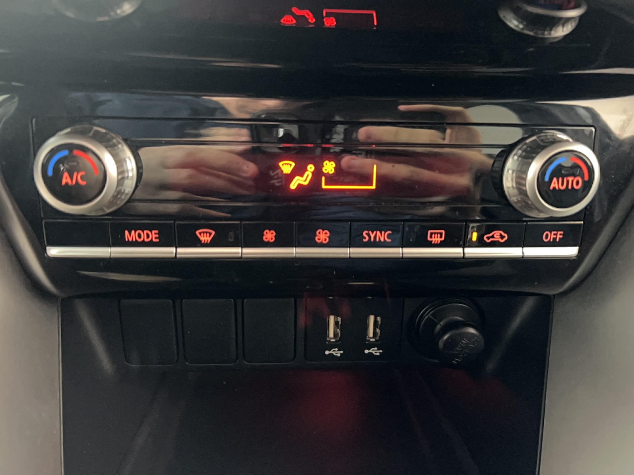 MITSUBISHI Eclipse Cross 2.4 MIVEC PHEV Twin Motor 4WD Invite - Véhicule Occasion Océane Auto