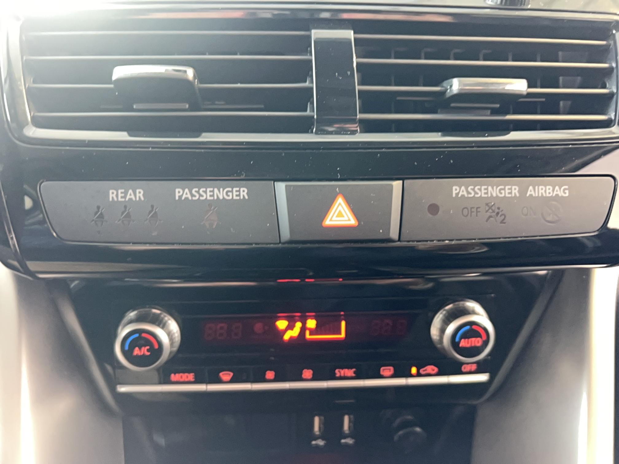 MITSUBISHI Eclipse Cross 2.4 MIVEC PHEV Twin Motor 4WD Invite - Véhicule Occasion Océane Auto