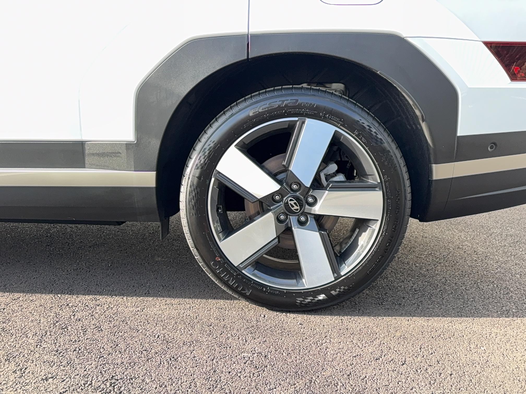 HYUNDAI Santa Fe 1.6 T-GDi Plug-in 253 HTRAC BVA6 Executive - Véhicule Occasion Océane Auto