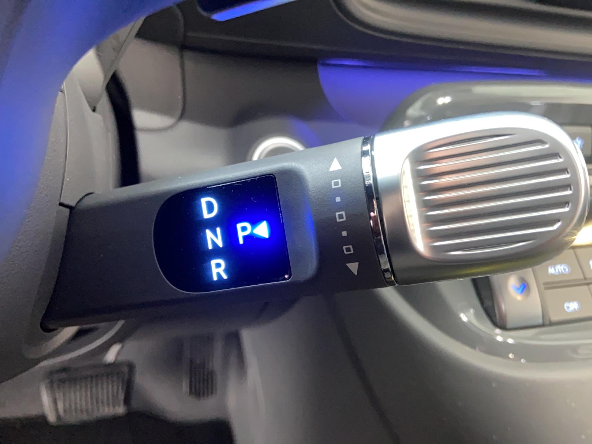 HYUNDAI Inster 49 kWh Cross Executive - Véhicule Occasion Océane Auto