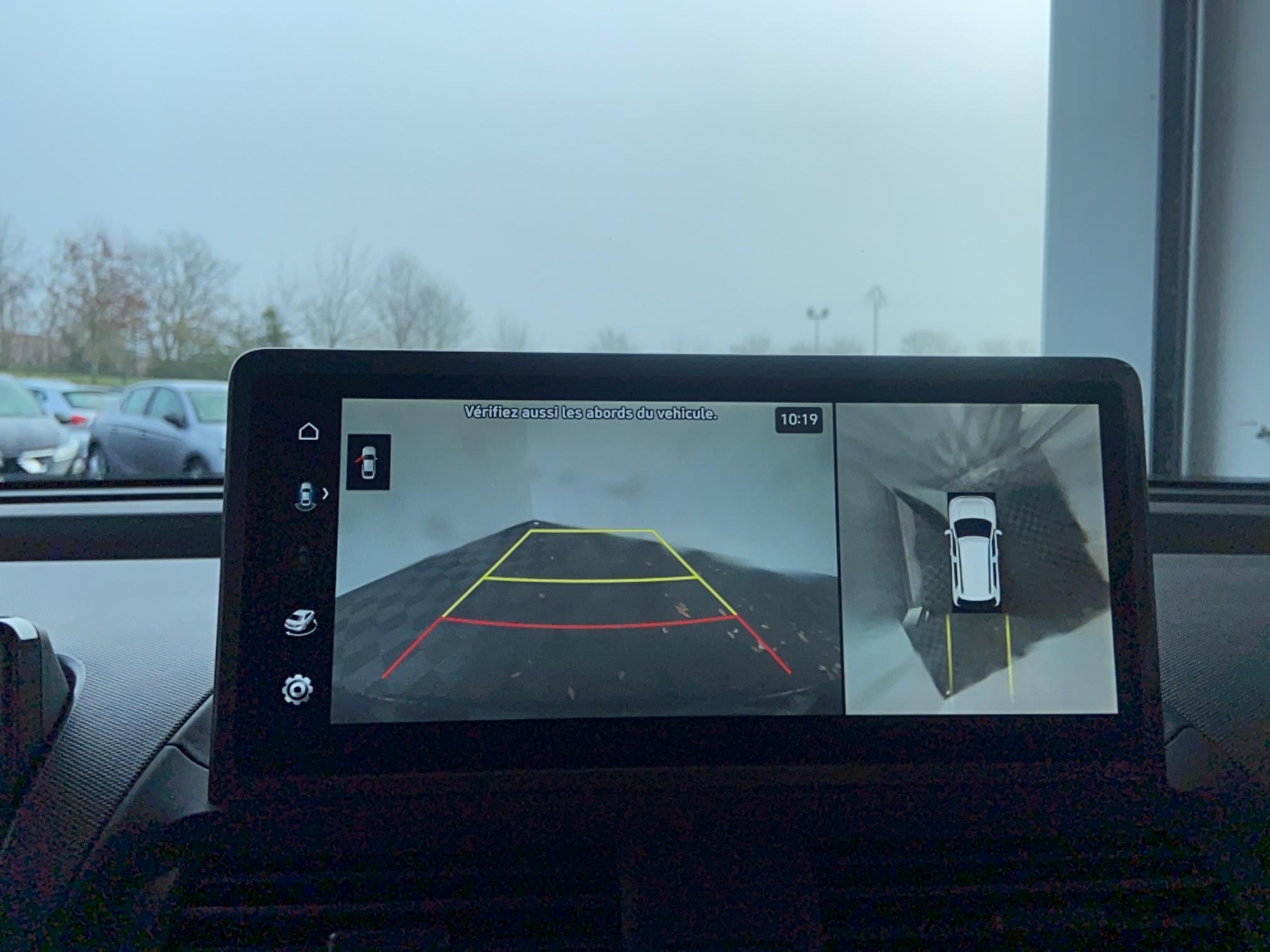 HYUNDAI Inster 49 kWh Cross Executive - Véhicule Occasion Océane Auto