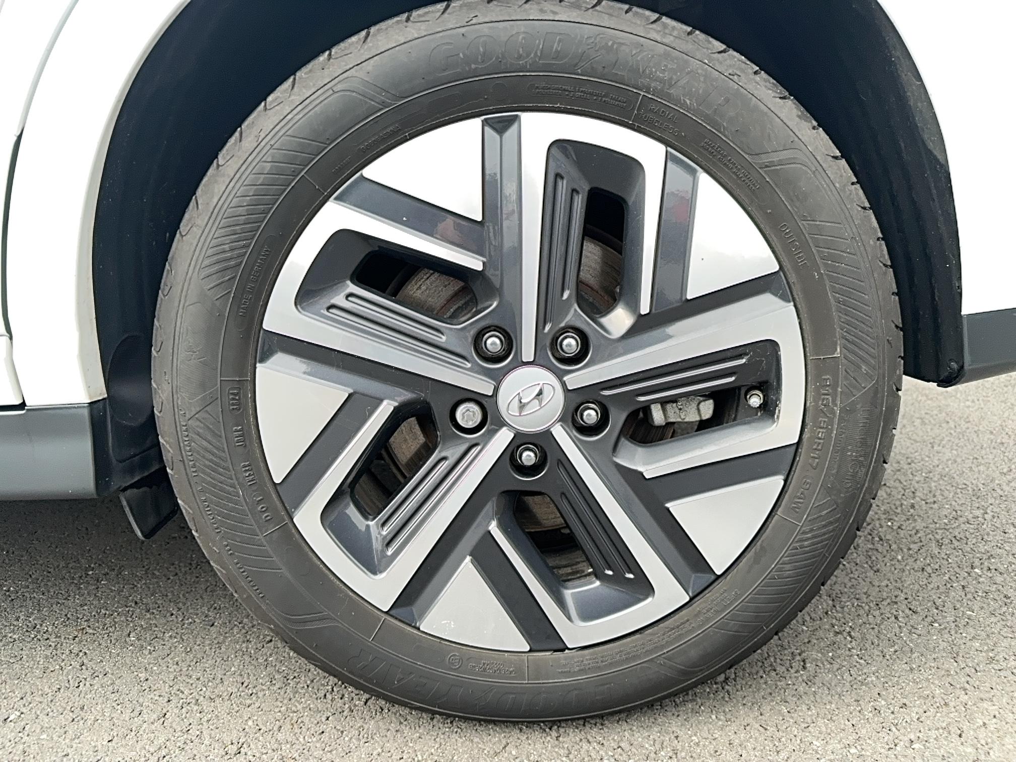 HYUNDAI Kona Electrique 64 kWh - 204 ch Creative - Véhicule Occasion - Océane Auto HYUNDAI Kona Electrique 64 kWh - 204 ch Creative - Véhicule Occasion Océane Auto