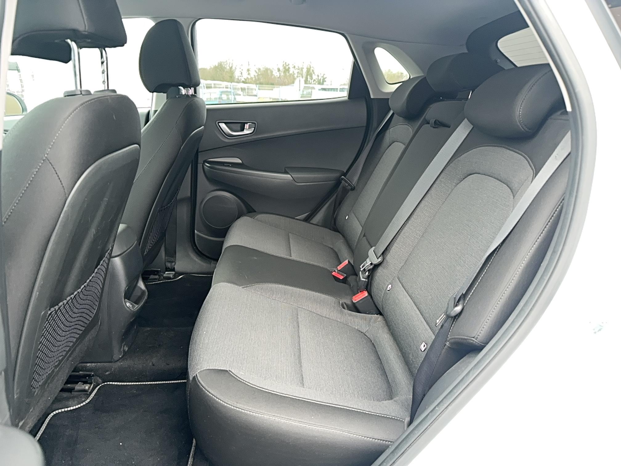 HYUNDAI Kona Electrique 64 kWh - 204 ch Creative - Véhicule Occasion - Océane Auto HYUNDAI Kona Electrique 64 kWh - 204 ch Creative - Véhicule Occasion Océane Auto