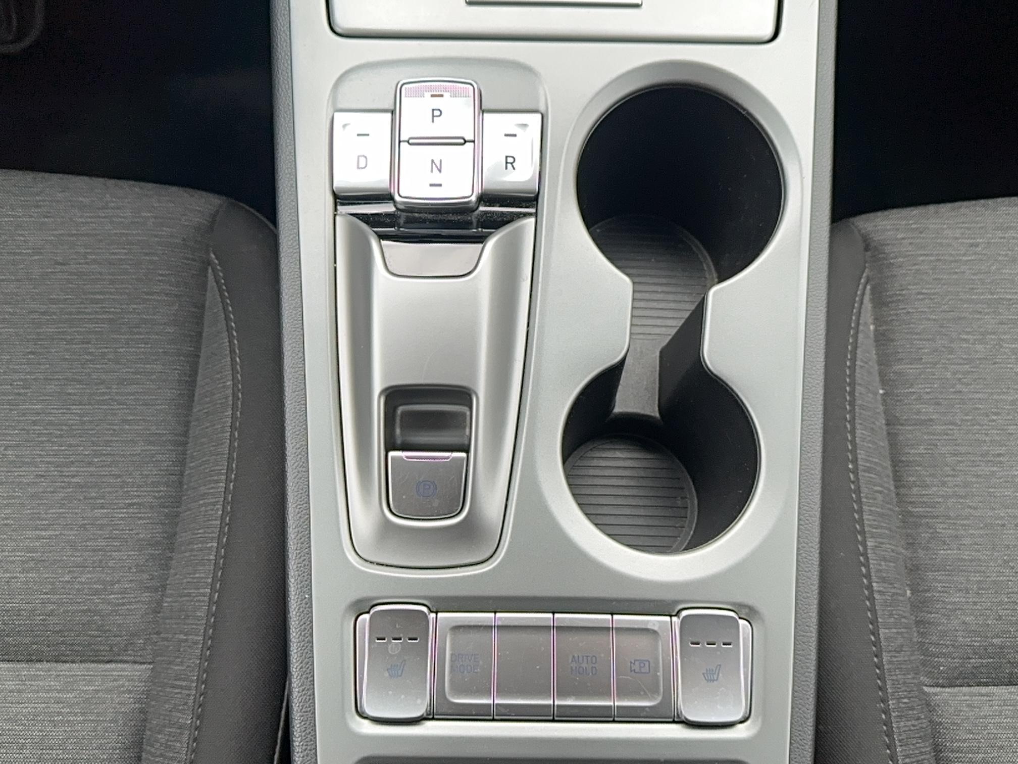 HYUNDAI Kona Electrique 64 kWh - 204 ch Creative - Véhicule Occasion - Océane Auto HYUNDAI Kona Electrique 64 kWh - 204 ch Creative - Véhicule Occasion Océane Auto