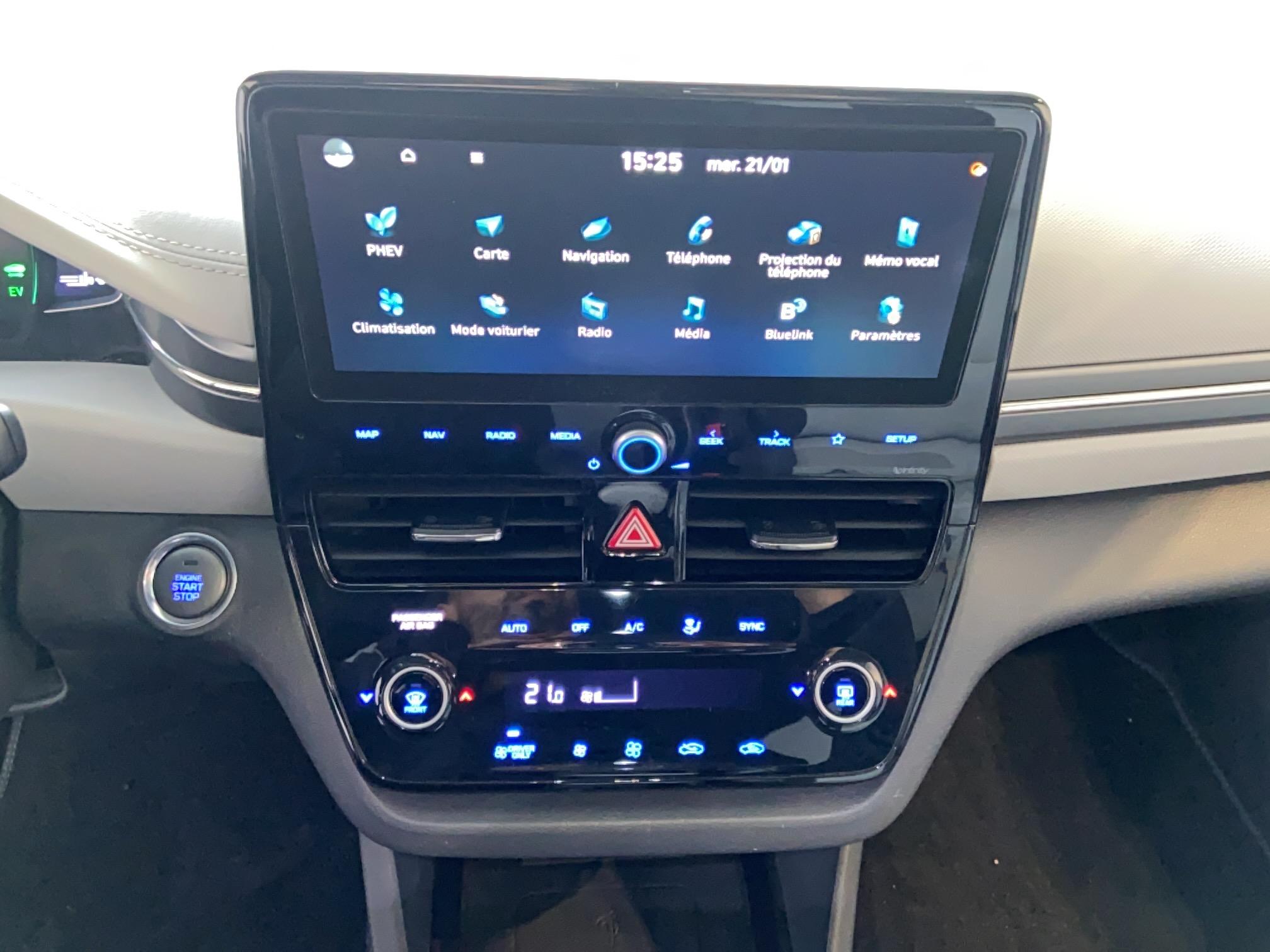 HYUNDAI Ioniq Plug-in 141 ch Executive - Véhicule Occasion - Océane Auto HYUNDAI Ioniq Plug-in 141 ch Executive - Véhicule Occasion Océane Auto