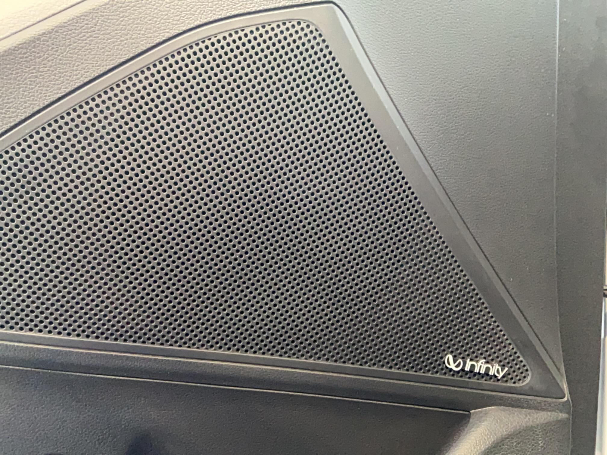 HYUNDAI Ioniq Plug-in 141 ch Executive - Véhicule Occasion - Océane Auto HYUNDAI Ioniq Plug-in 141 ch Executive - Véhicule Occasion Océane Auto