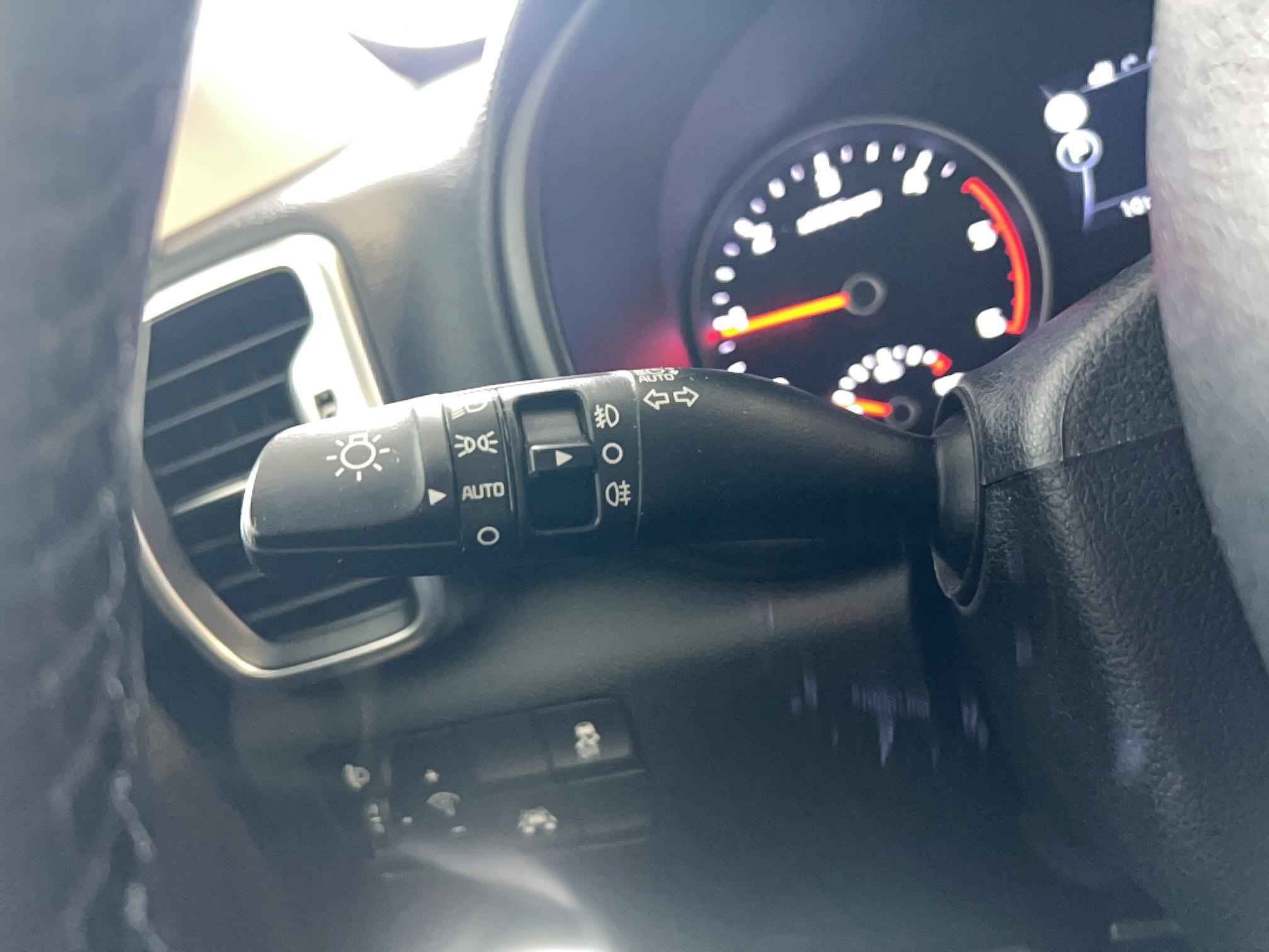 KIA Sportage 1.7 CRDi 141 ISG 4x2 DCT7 Active - Véhicule Occasion Océane Auto