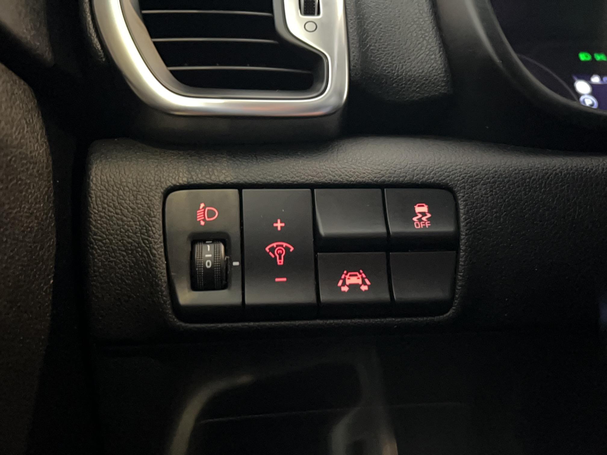 KIA Sportage 1.7 CRDi 141 ISG 4x2 DCT7 Active - Véhicule Occasion Océane Auto