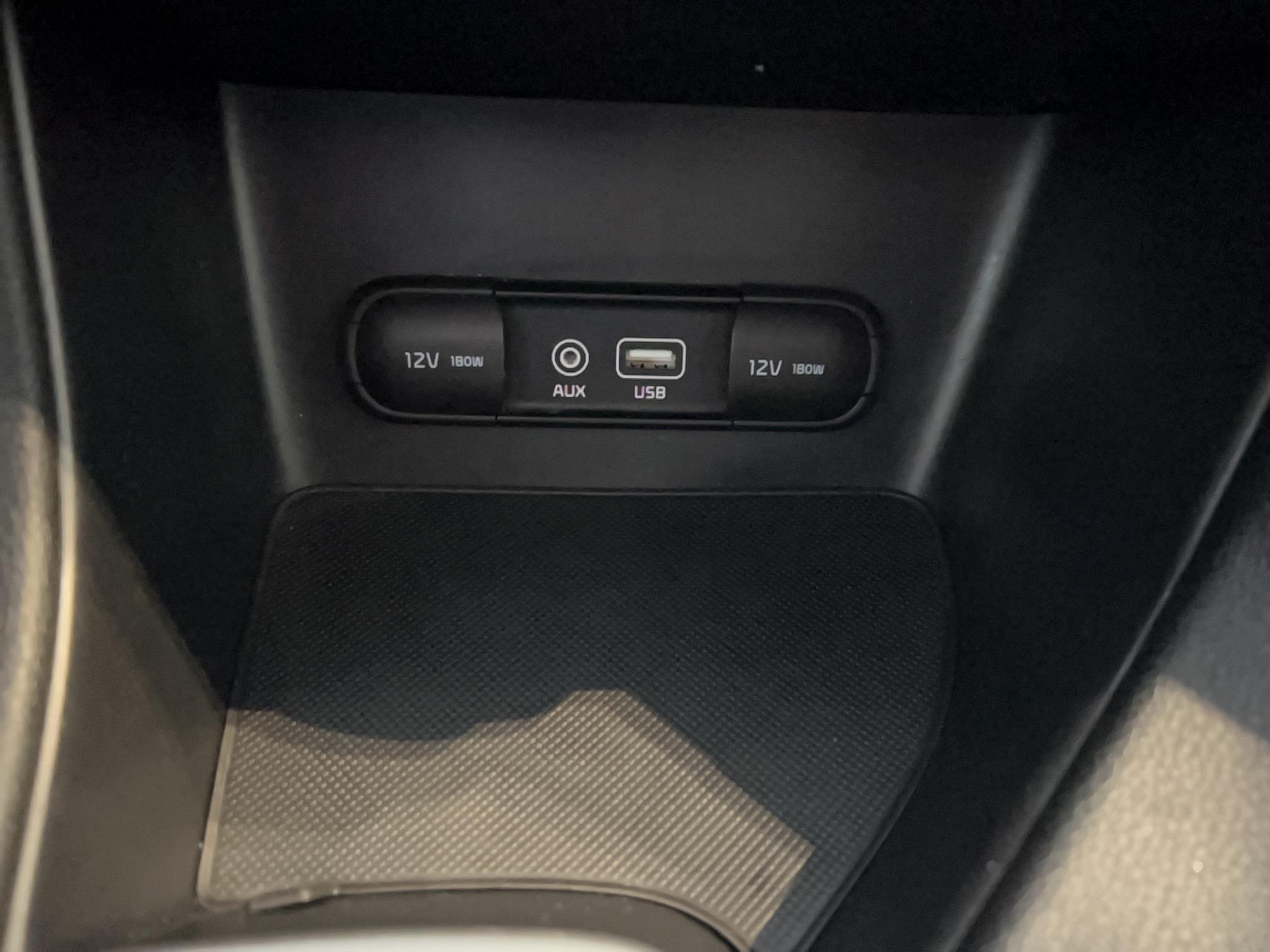 KIA Sportage 1.7 CRDi 141 ISG 4x2 DCT7 Active - Véhicule Occasion Océane Auto