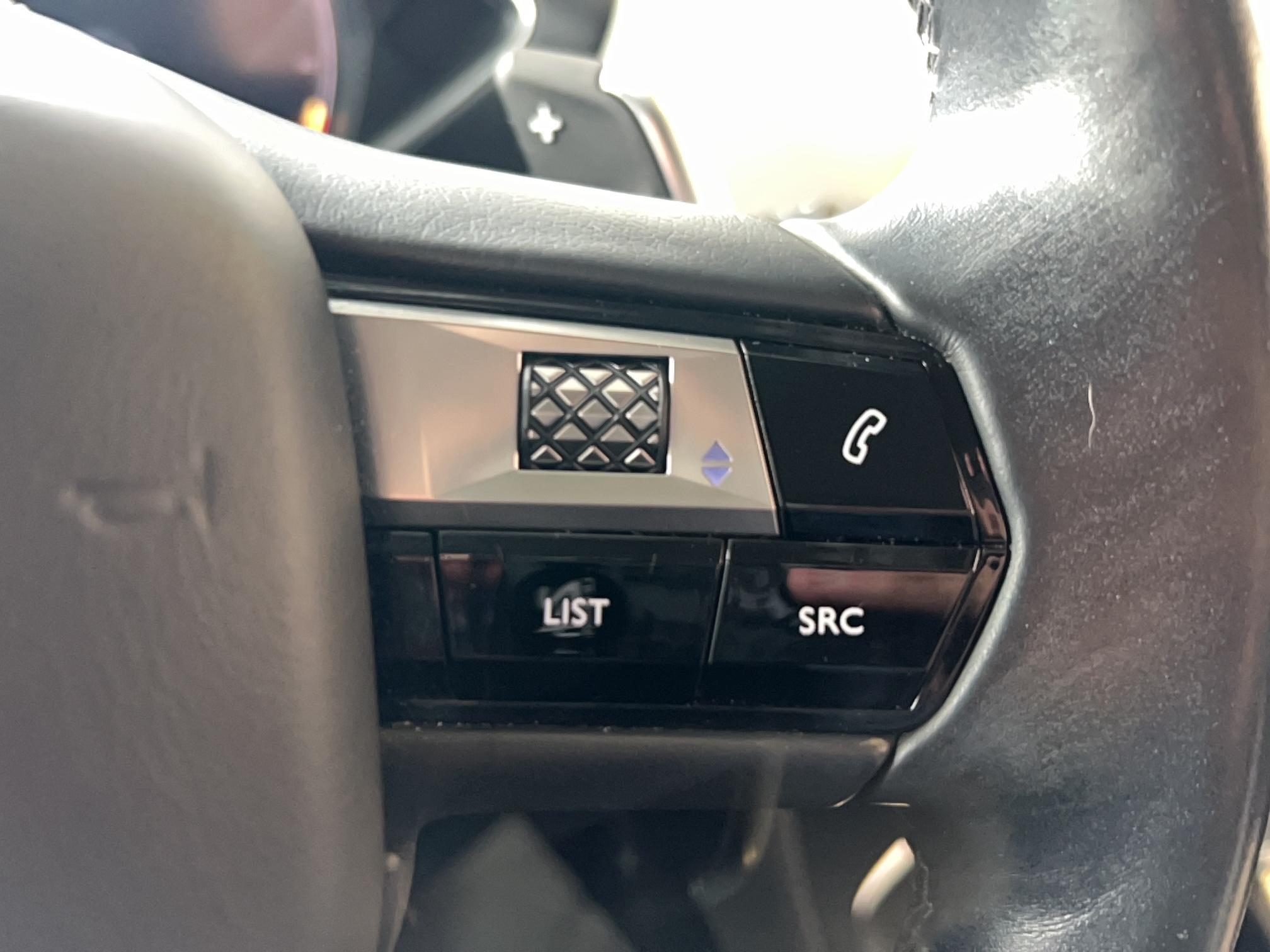 DS DS3 Crossback BlueHDi 130 EAT8 So Chic - Véhicule Occasion Océane Auto