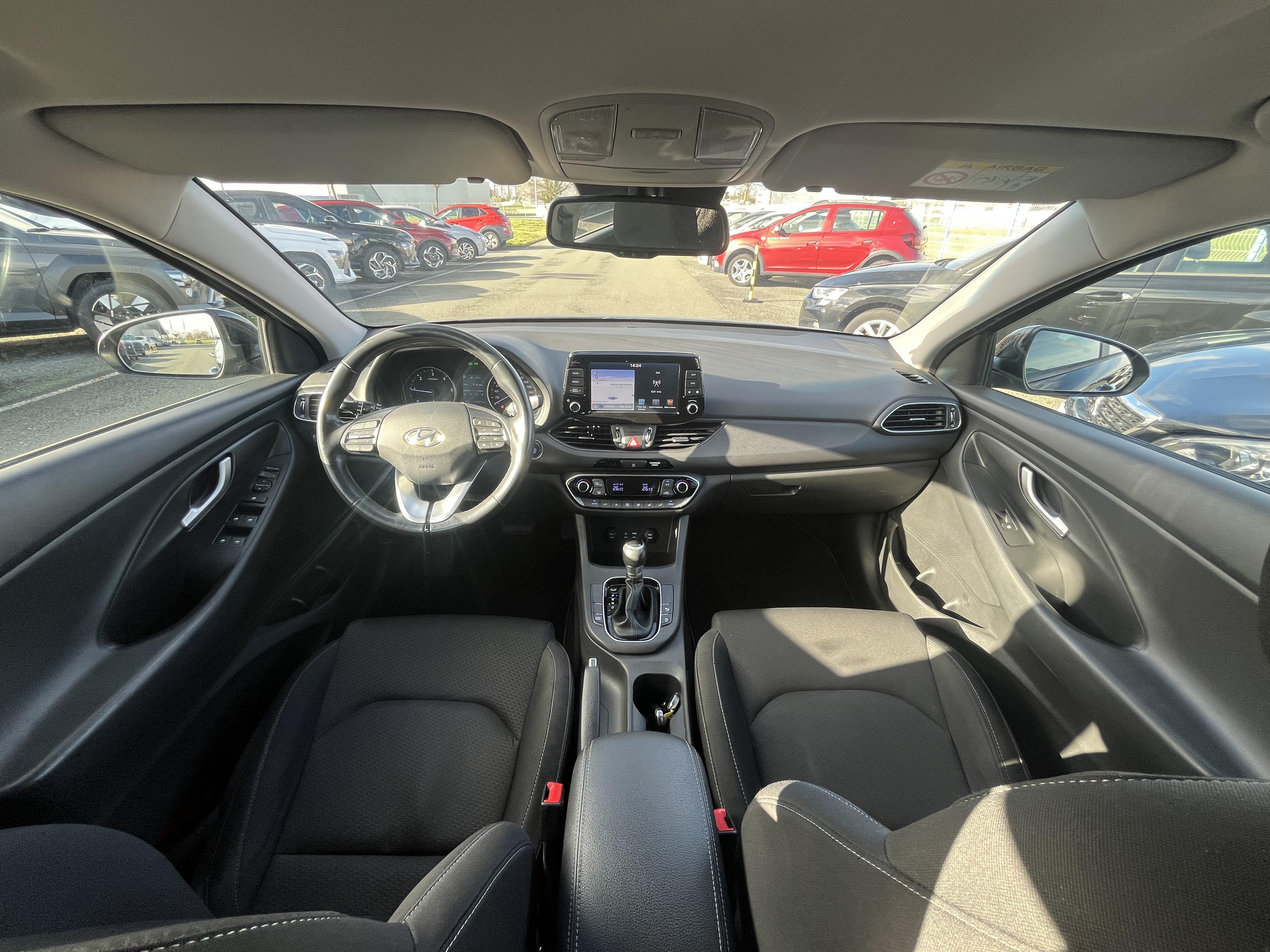 HYUNDAI i30 SW 1.6 CRDi 115 DCT-7 Business - Véhicule Occasion Océane Auto