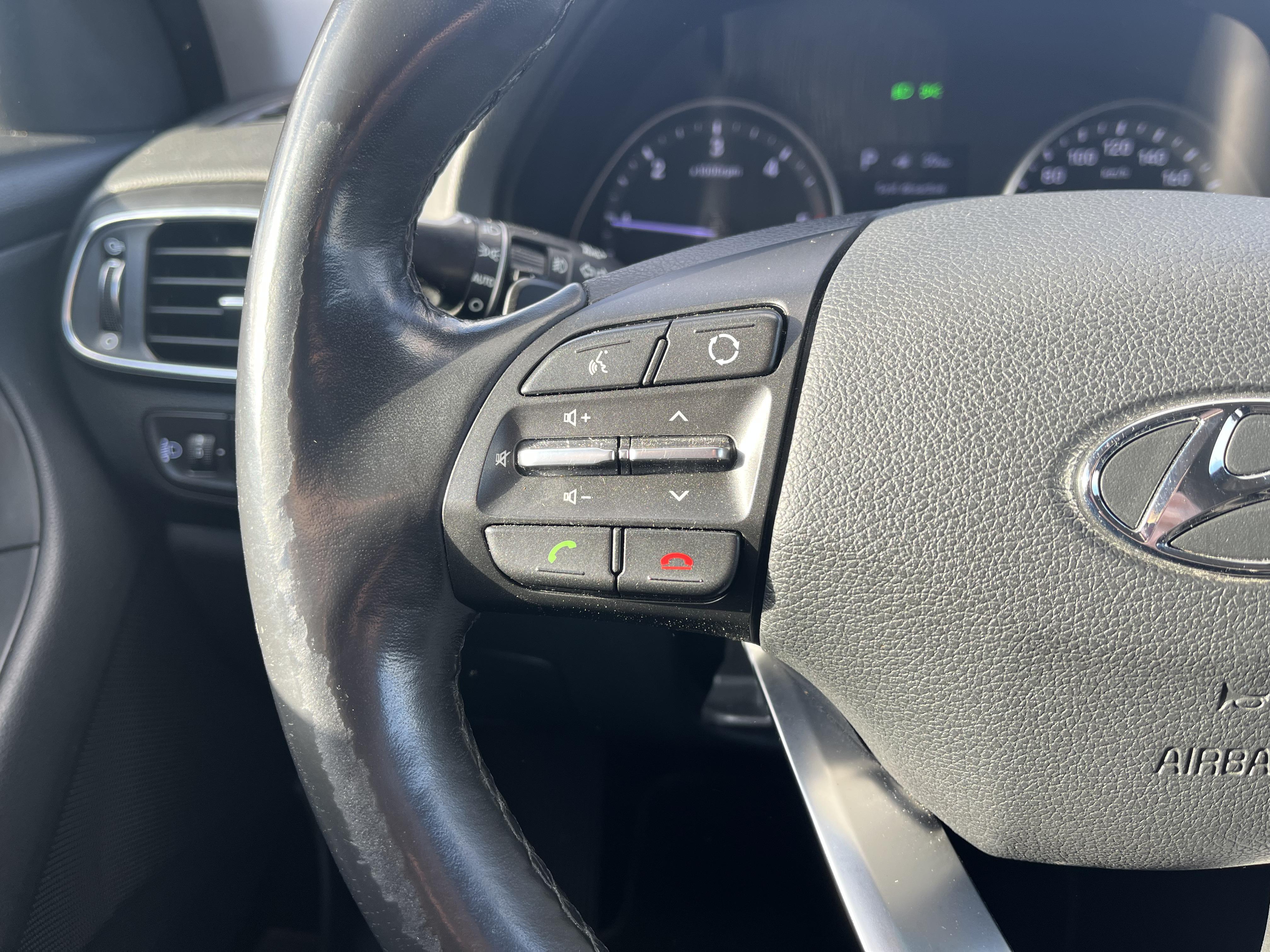 HYUNDAI i30 SW 1.6 CRDi 115 DCT-7 Business - Véhicule Occasion Océane Auto