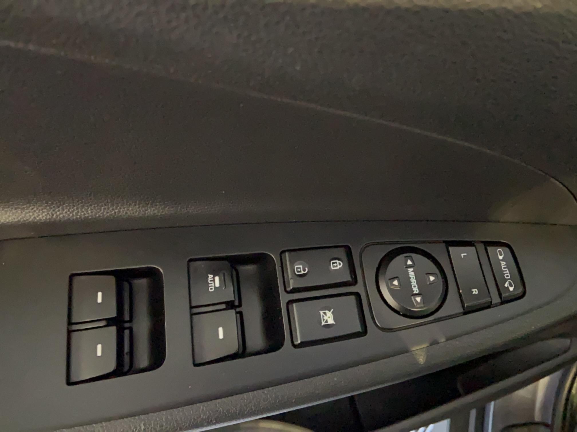 HYUNDAI Tucson 2.0 CRDi 136 2WD Creative - Véhicule Occasion Océane Auto