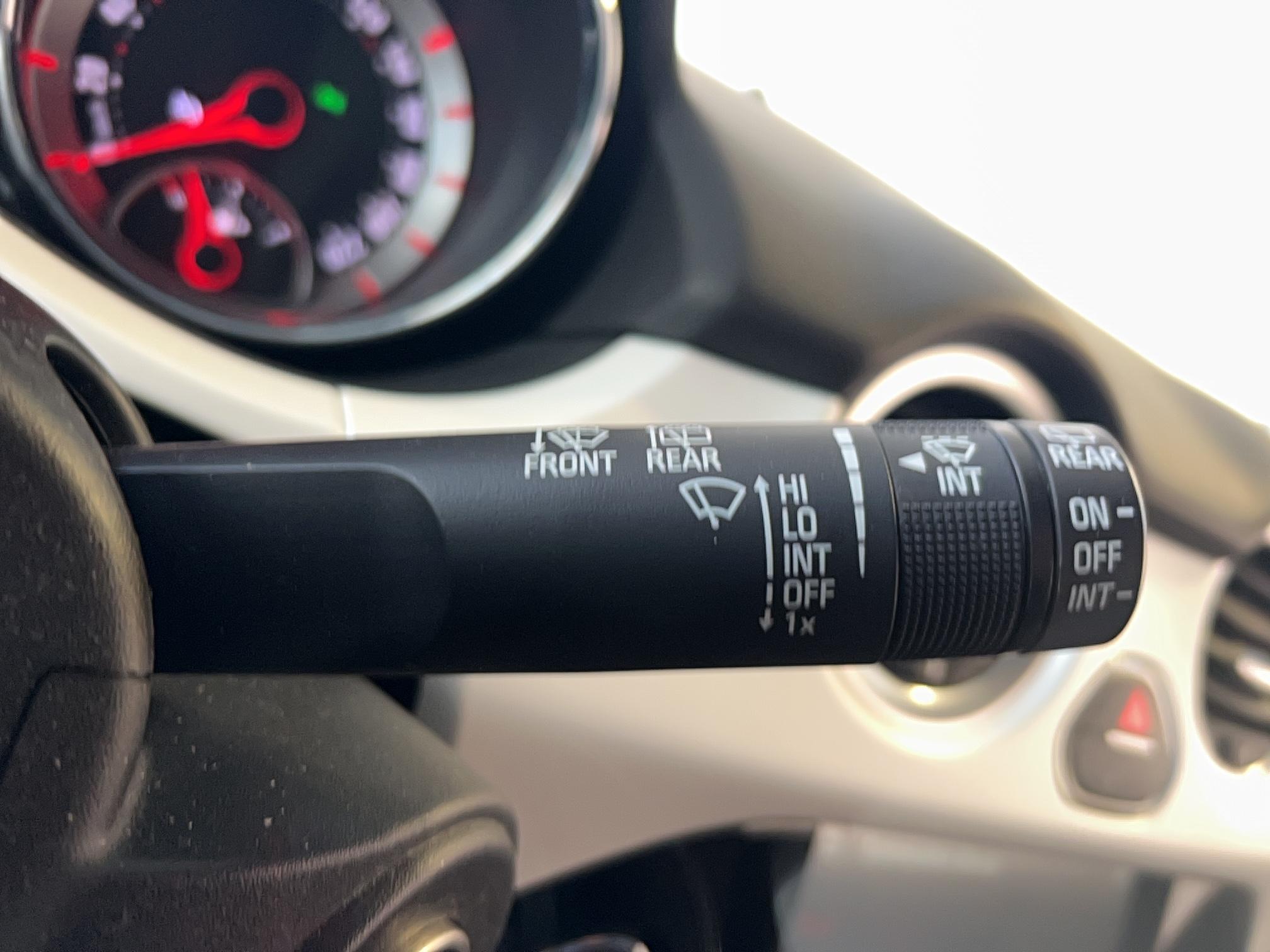 OPEL Adam Rocks 1.4 Twinport 87 ch S/S Swingtop - Véhicule Occasion Océane Auto