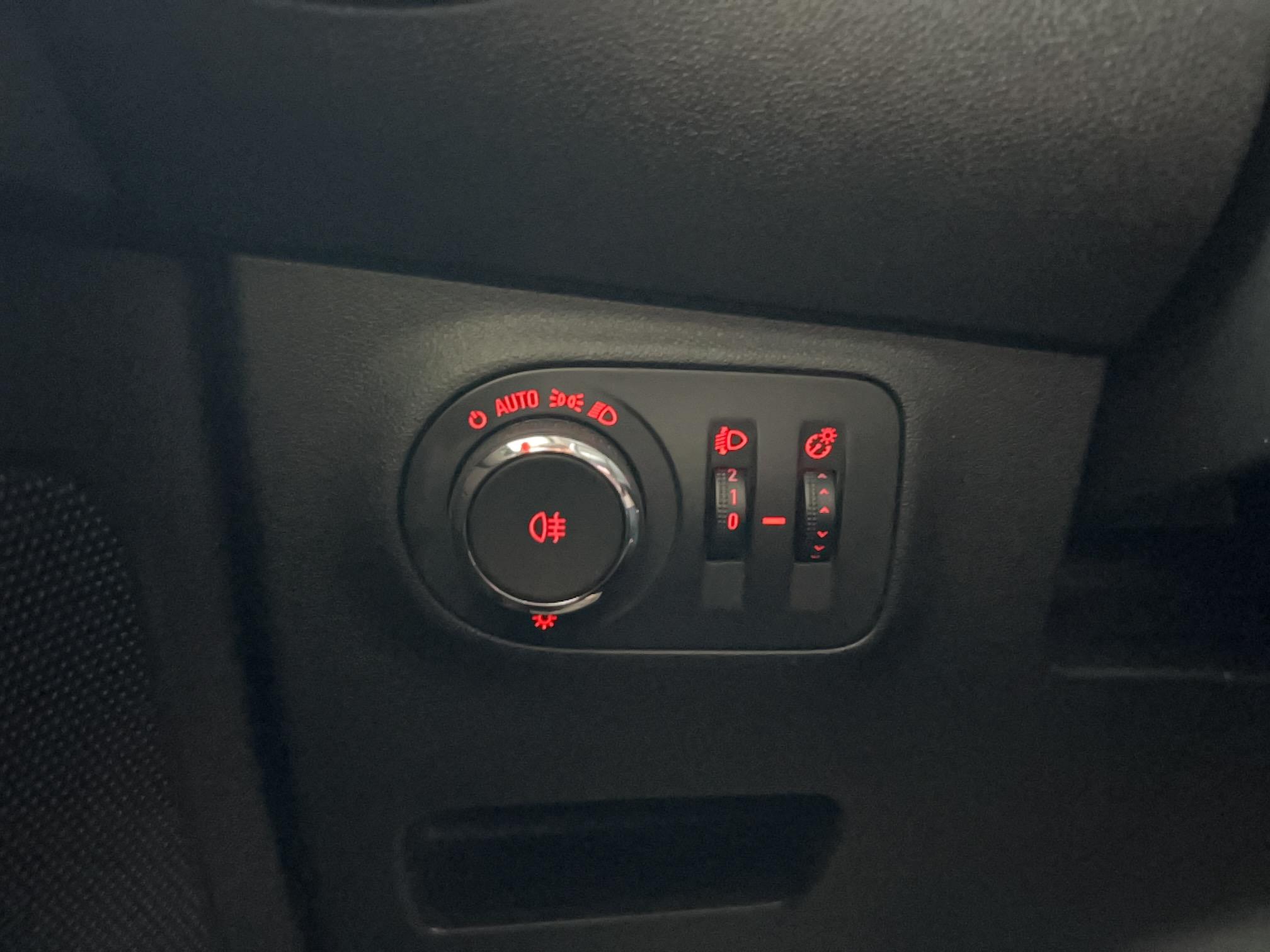 OPEL Adam Rocks 1.4 Twinport 87 ch S/S Swingtop - Véhicule Occasion Océane Auto