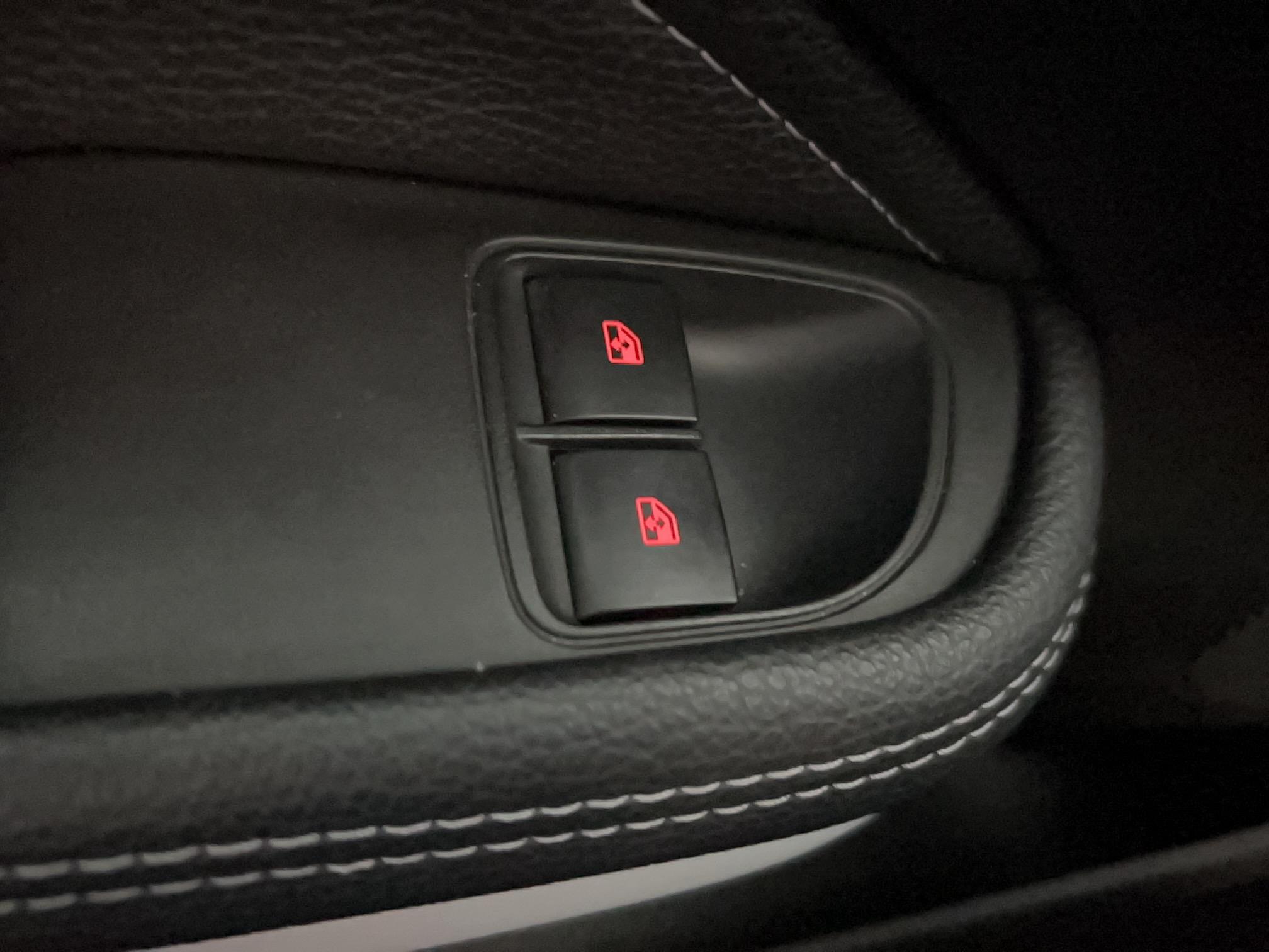 OPEL Adam Rocks 1.4 Twinport 87 ch S/S Swingtop - Véhicule Occasion Océane Auto