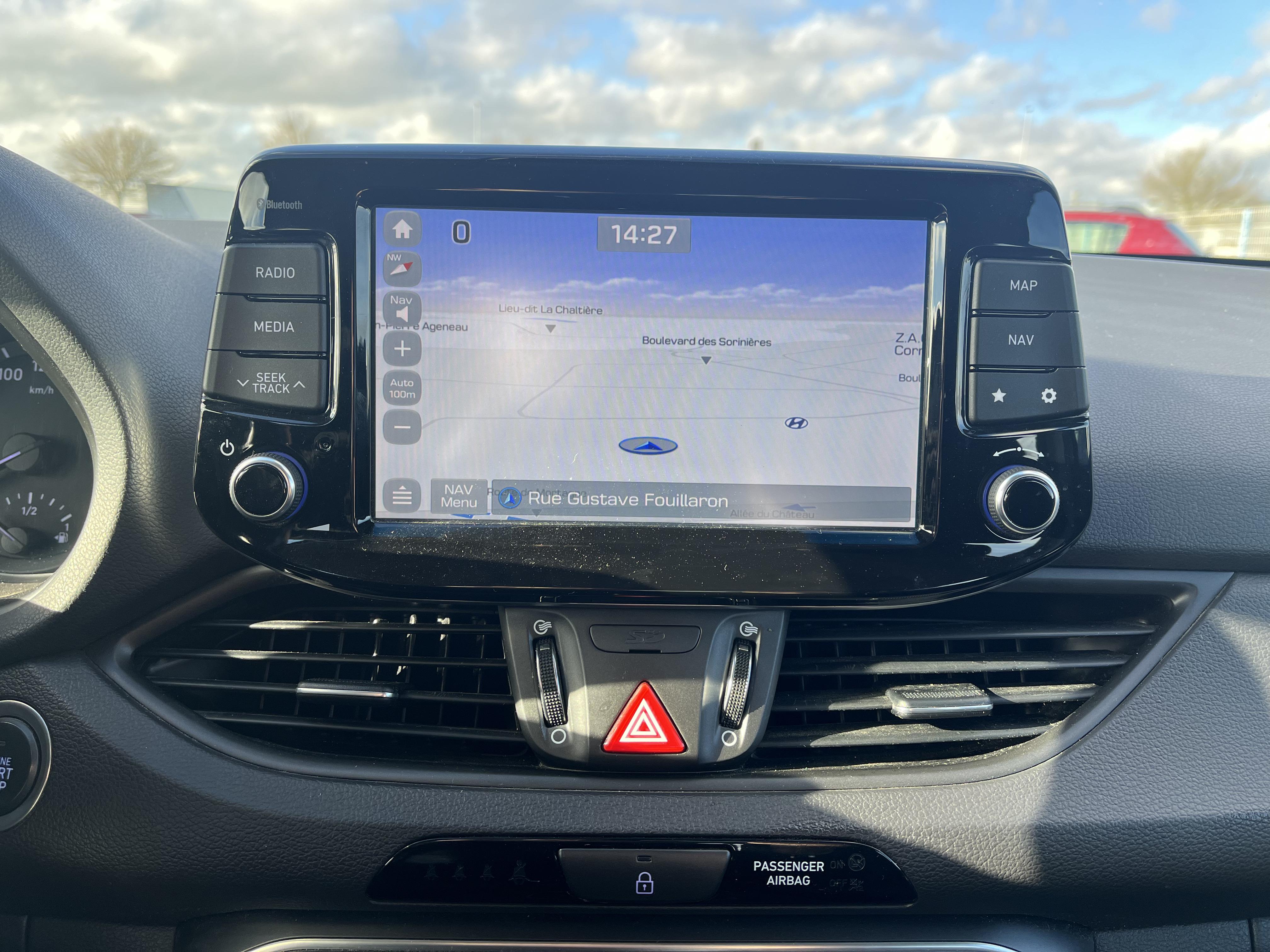 HYUNDAI i30 SW 1.6 CRDi 115 DCT-7 Business - Véhicule Occasion Océane Auto