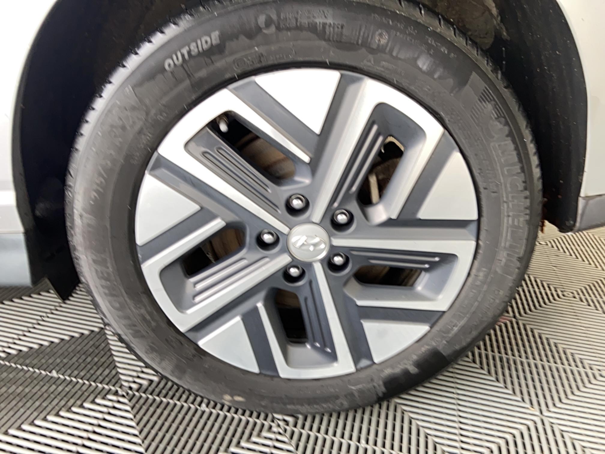 HYUNDAI Kona Electrique 39 kWh - 136 ch Intuitive - Véhicule Occasion Océane Auto