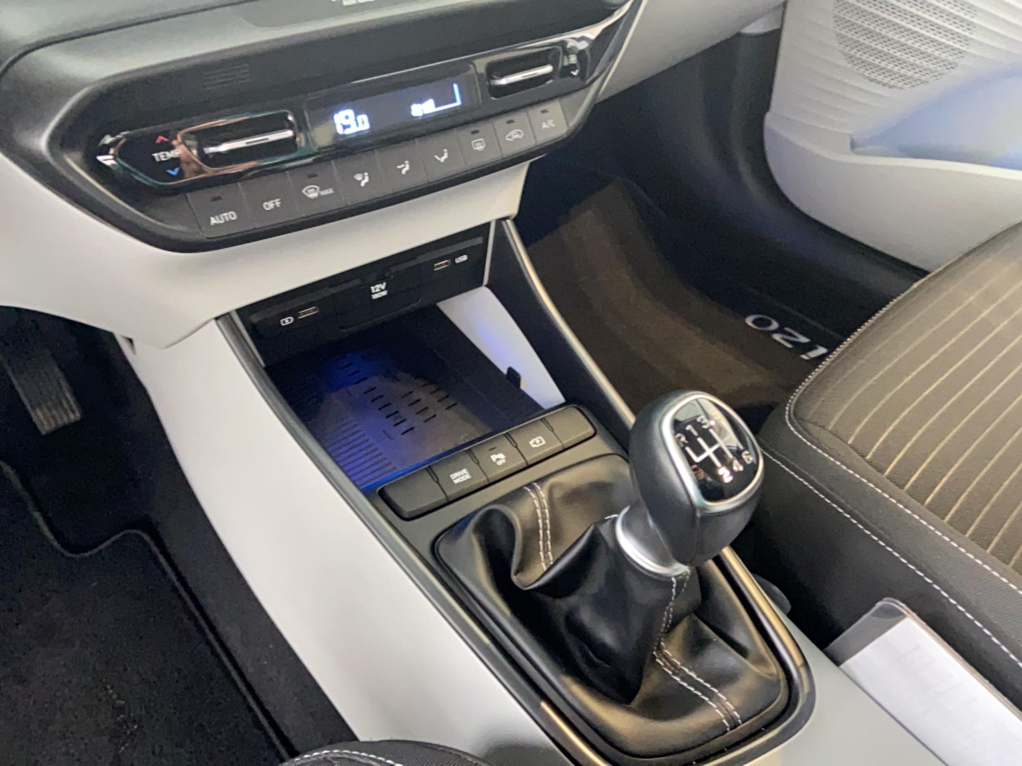 HYUNDAI i20 1.0 T-GDi 100 Hybrid 48V Creative - Véhicule Occasion Océane Auto