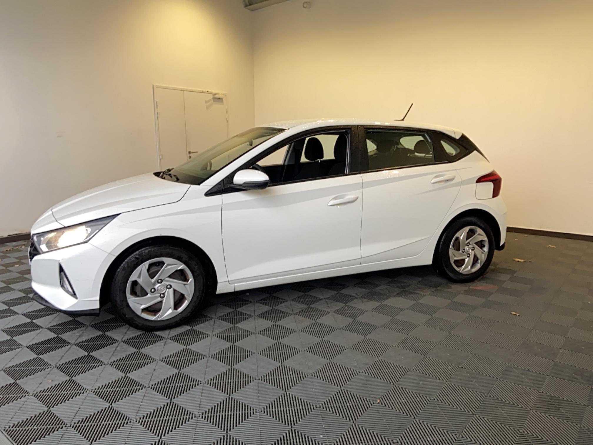 HYUNDAI i20 1.2 84 Initia - Véhicule Occasion Océane Auto