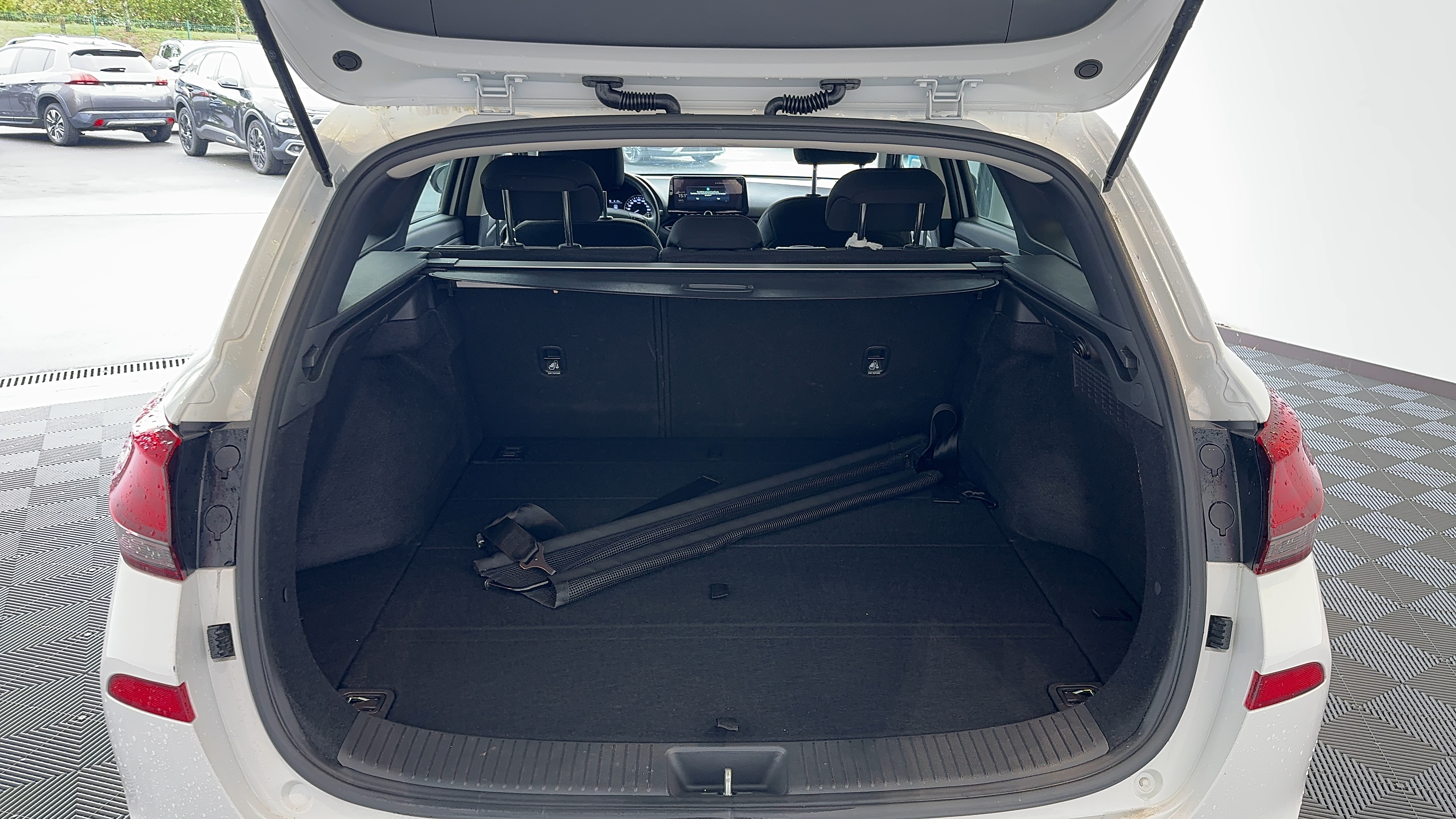 HYUNDAI i30 SW 1.0 T-GDi 120 iBVM6 Hybrid 48V Creative - Véhicule Occasion Océane Auto