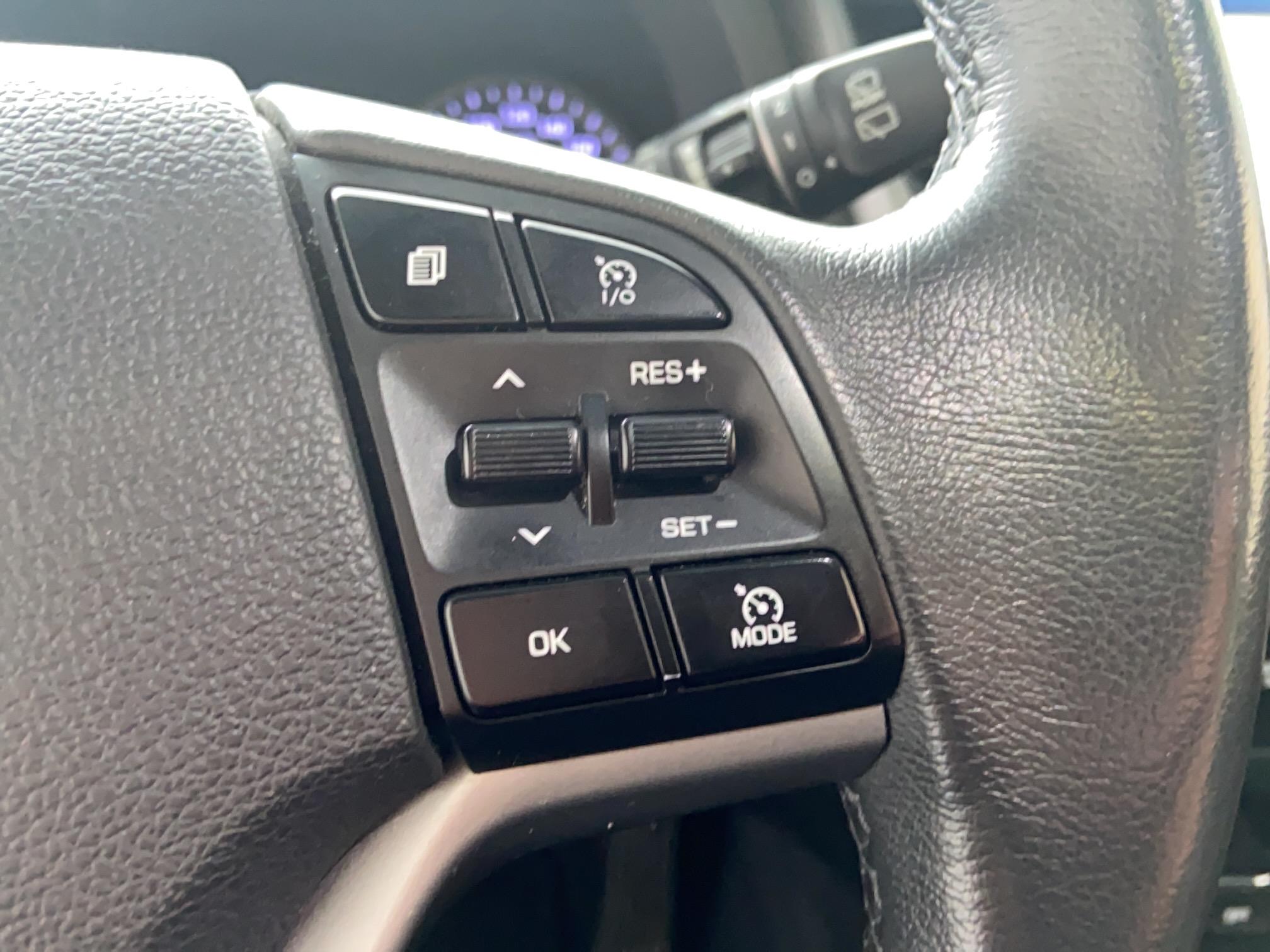 HYUNDAI Tucson 1.7 CRDi 115 2WD Executive - Véhicule Occasion Océane Auto