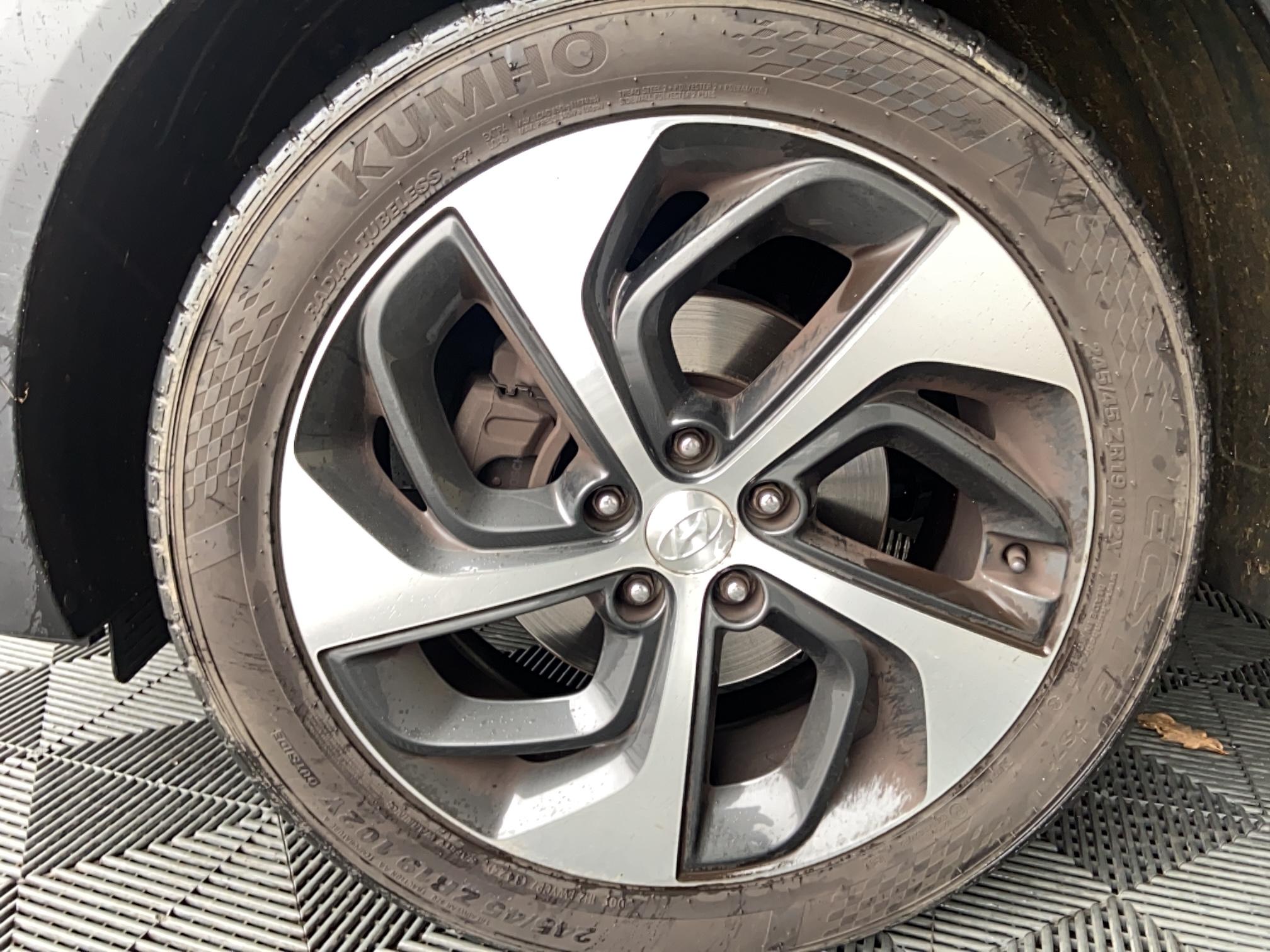 HYUNDAI Tucson 1.7 CRDi 115 2WD Executive - Véhicule Occasion Océane Auto