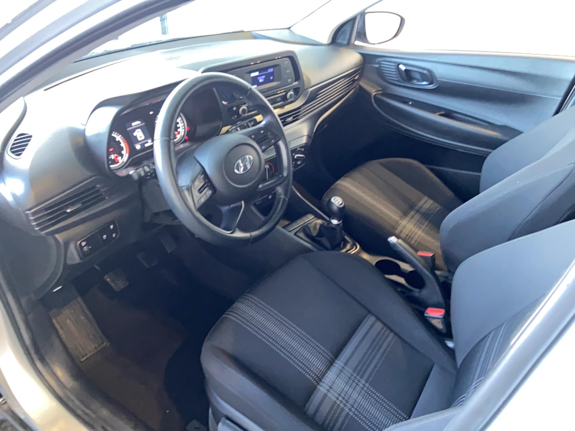 HYUNDAI Bayon 1.2 84 Initia - Véhicule Occasion - Océane Auto HYUNDAI Bayon 1.2 84 Initia - Véhicule Occasion Océane Auto