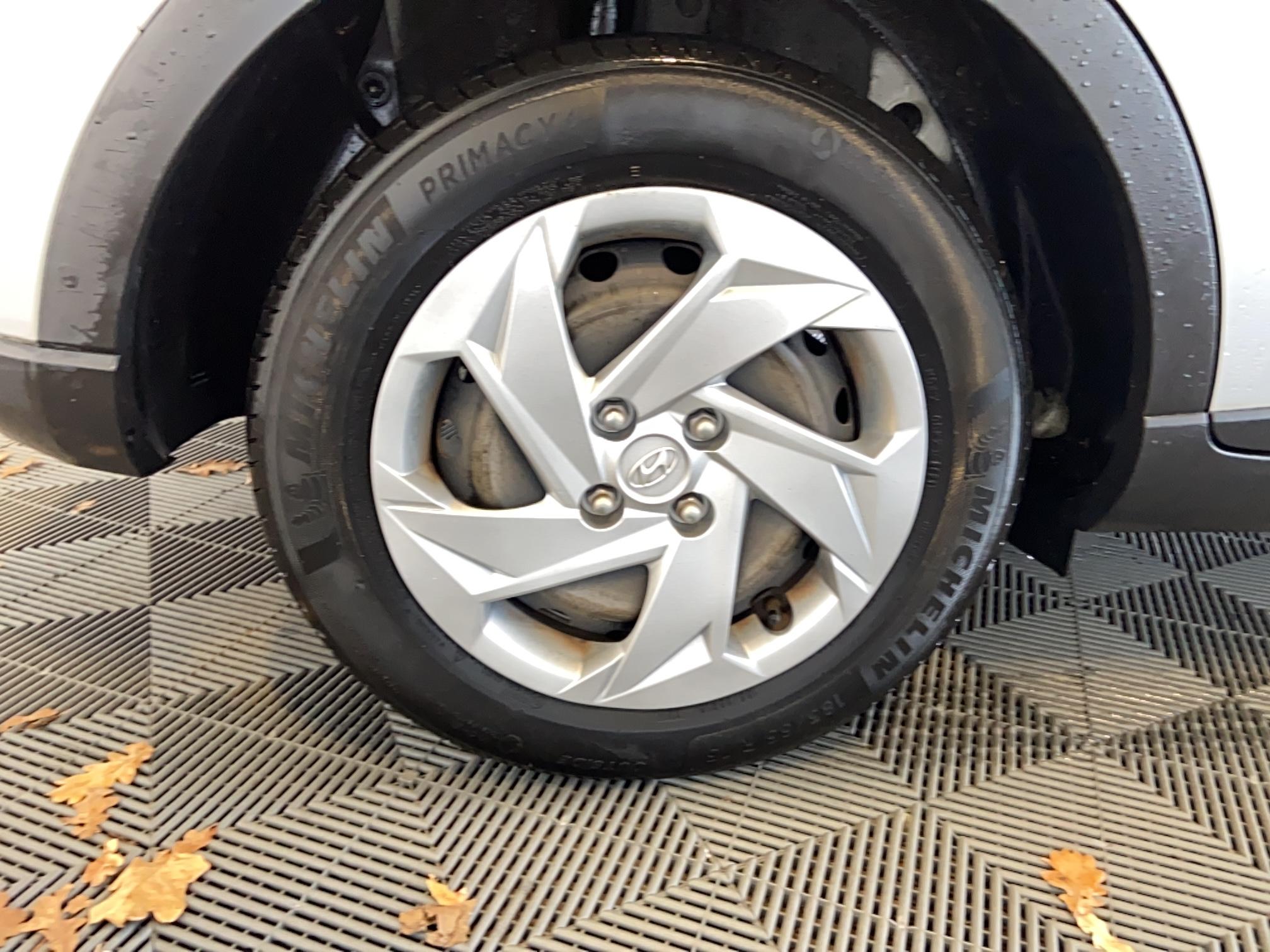 HYUNDAI Bayon 1.2 84 Initia - Véhicule Occasion - Océane Auto HYUNDAI Bayon 1.2 84 Initia - Véhicule Occasion Océane Auto