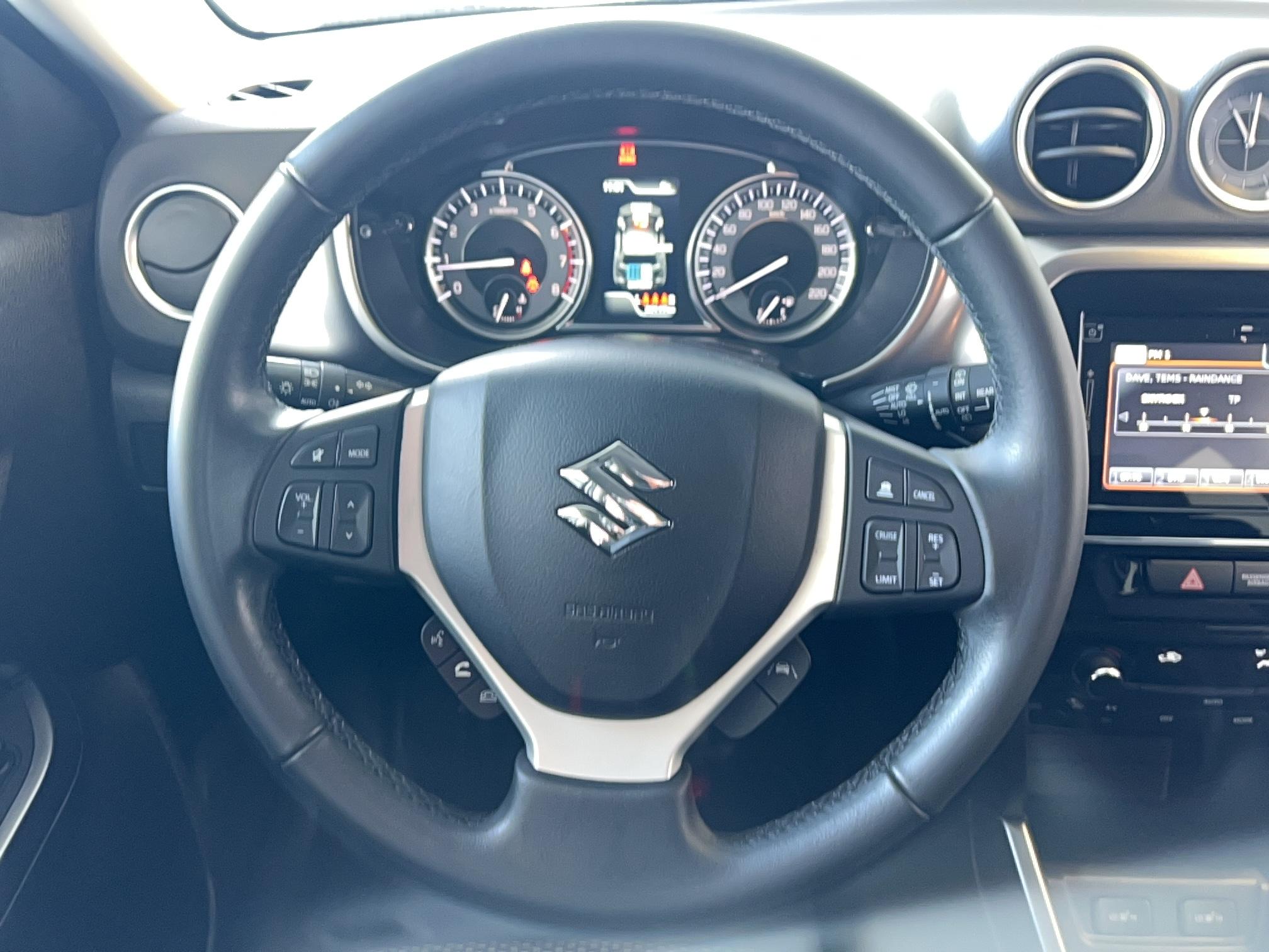 SUZUKI Vitara 1.4 Boosterjet Hybrid Privilège - Véhicule Occasion Océane Auto